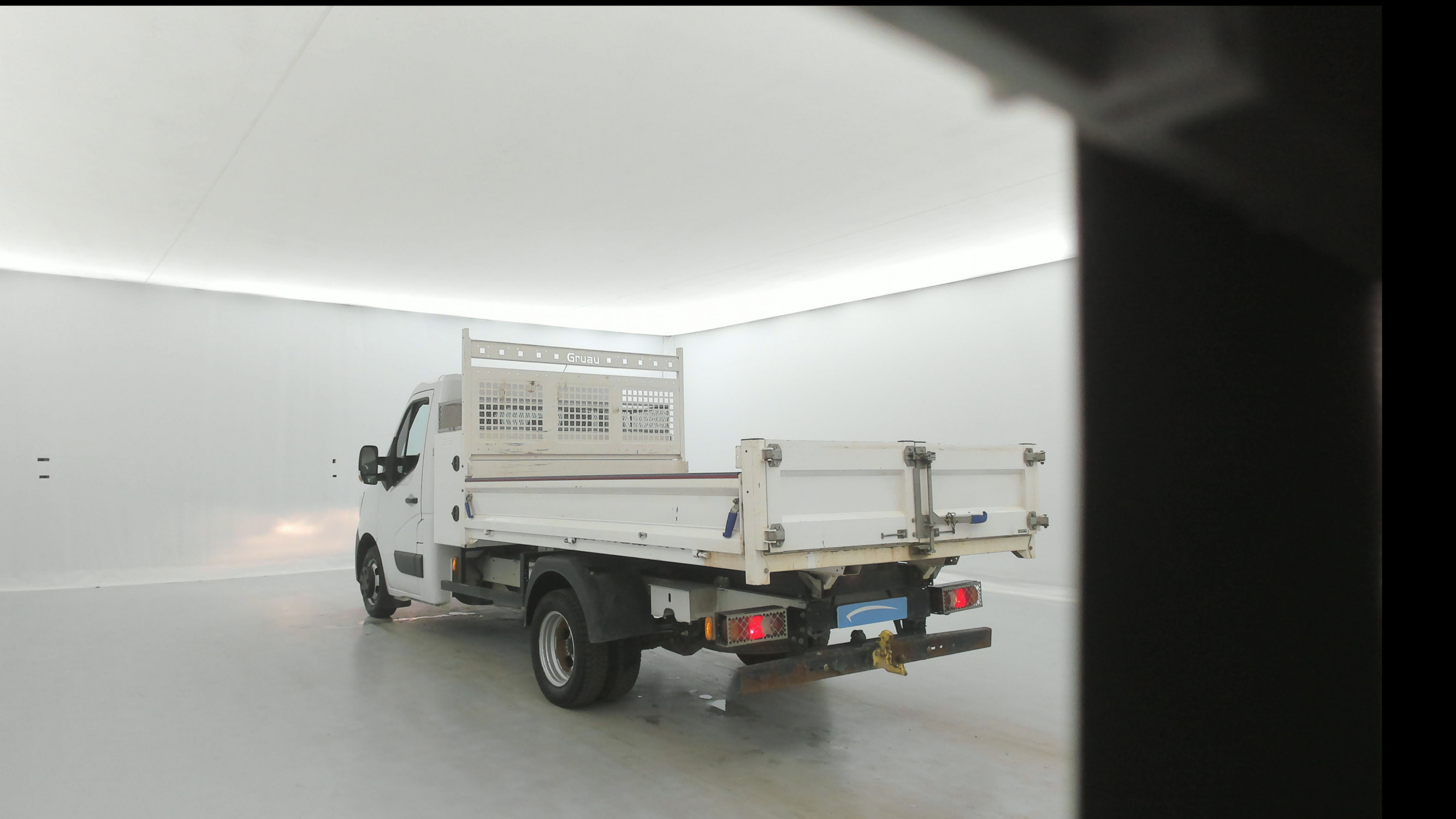 Vente en ligne Renault Master 3 Châssis Cabine MASTER CC PROP RJ3500 L3 ENERGY DCI 145 au prix de 24 990 €