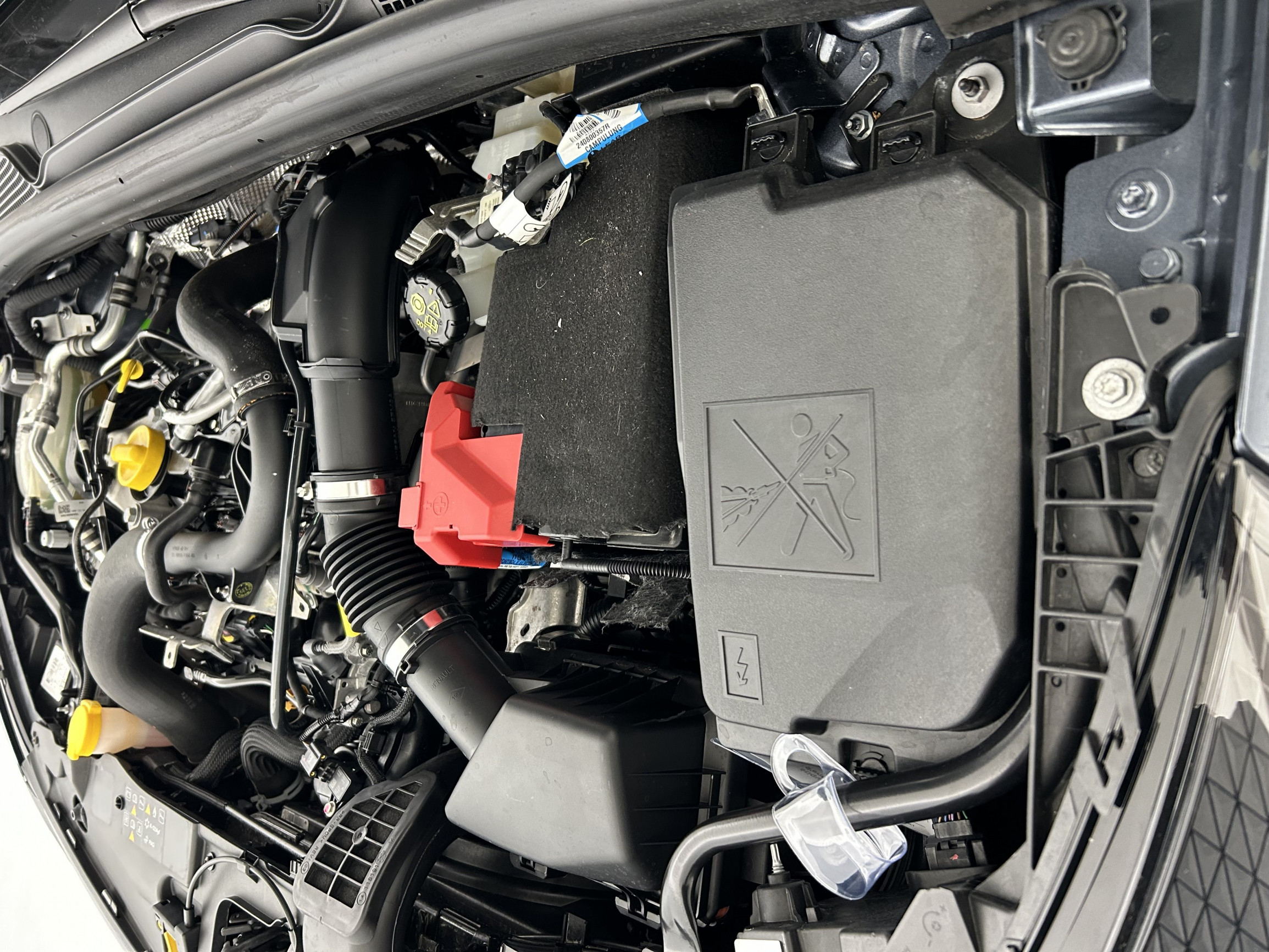 Vente en ligne Renault Clio 5 Clio TCe 90 - 21N au prix de 15 290 €