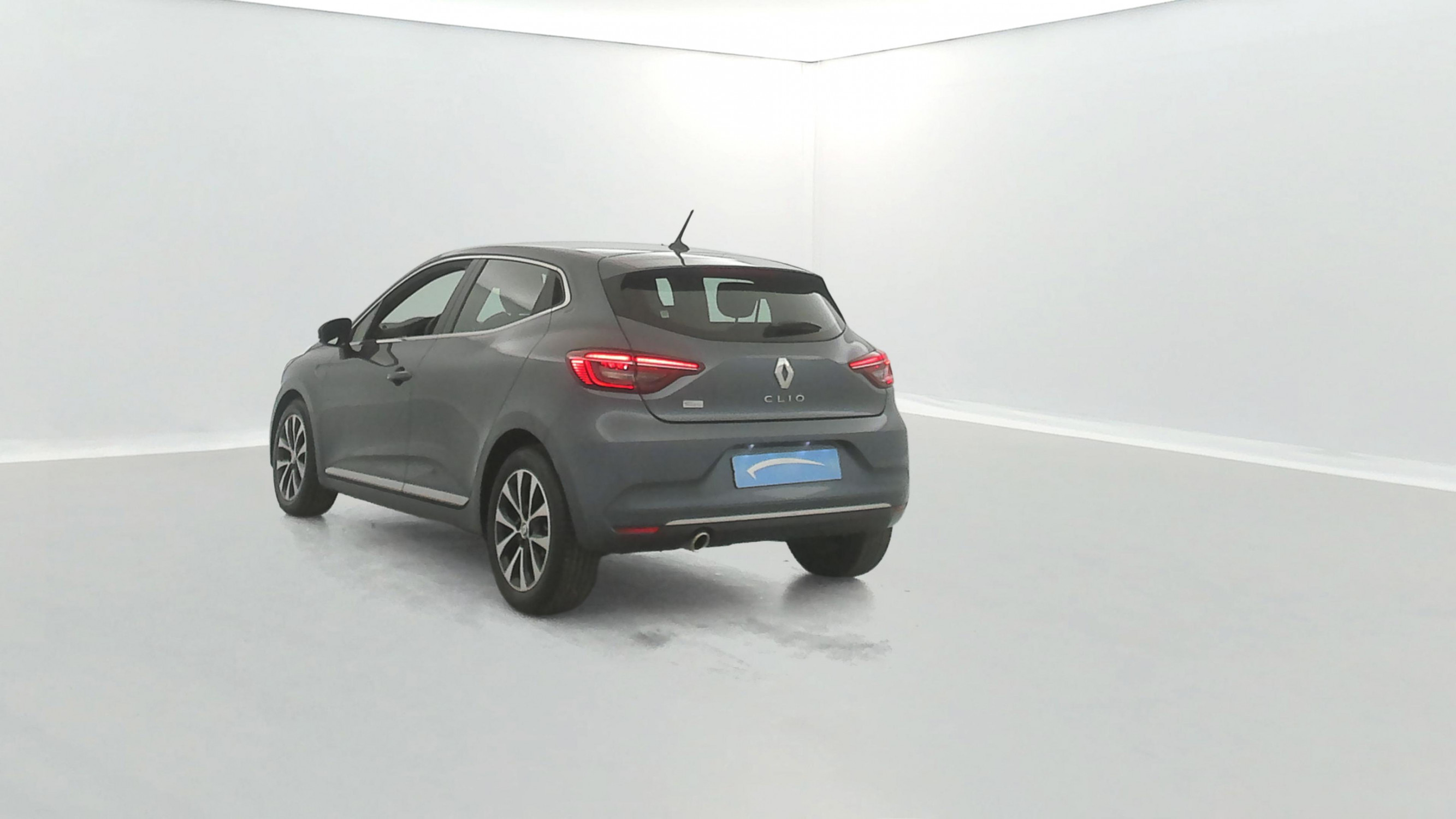 Vente en ligne Renault Clio 5 Clio TCe 90 - 21N au prix de 15 290 €