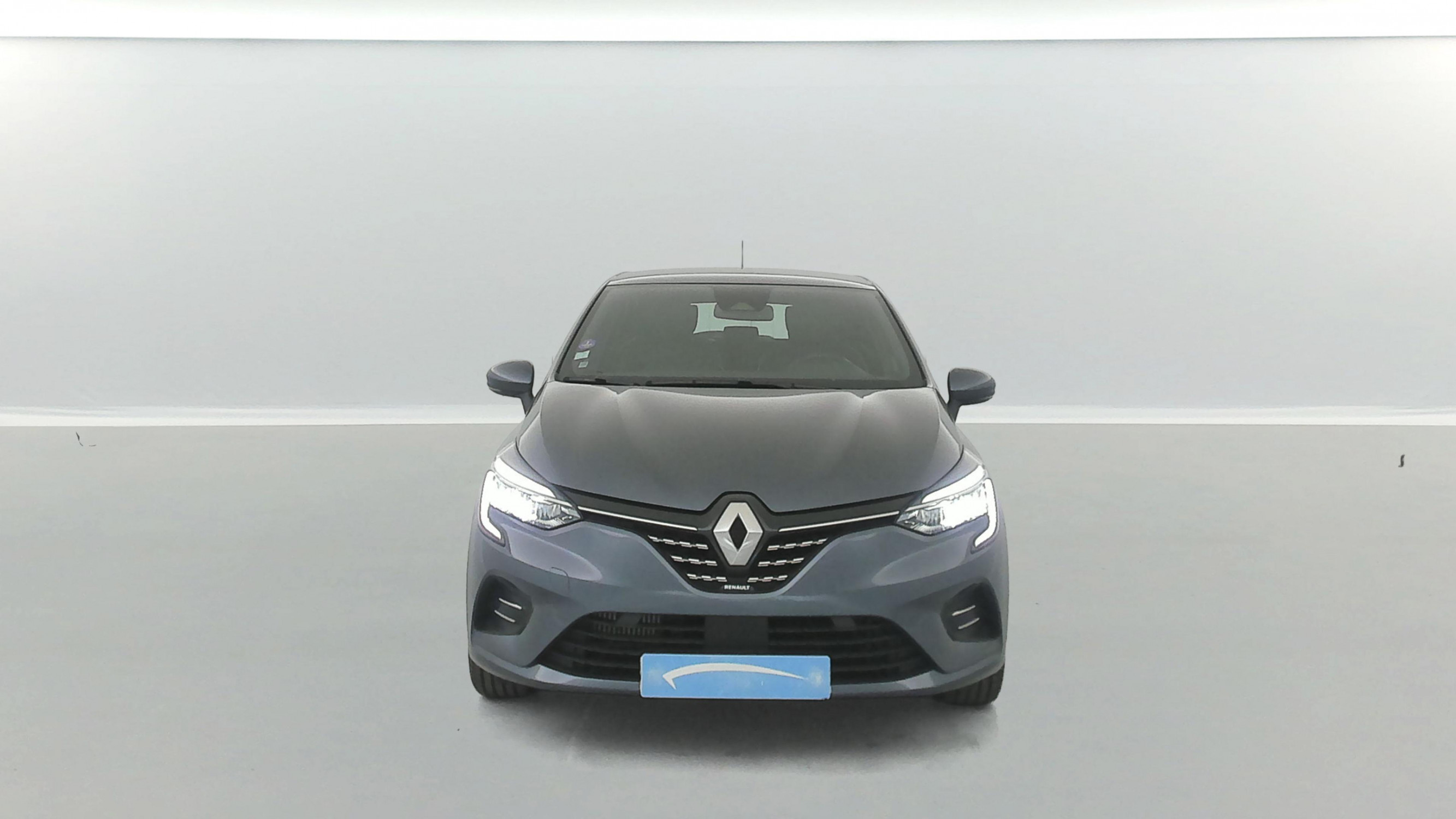 Vente en ligne Renault Clio 5 Clio TCe 90 - 21N au prix de 15 290 €