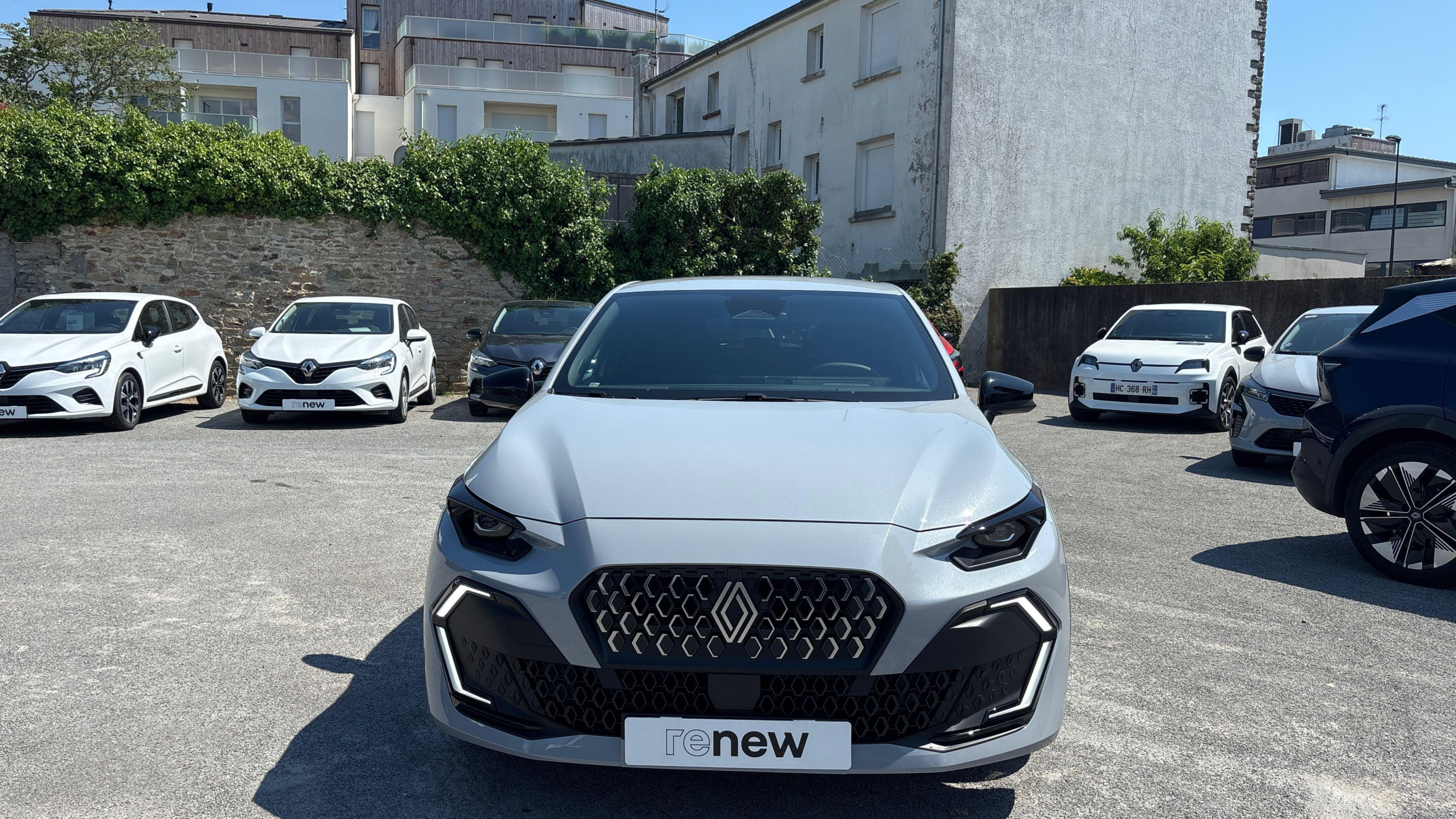 Vente en ligne Renault Clio 6 Clio TCe 115 ch au prix de 23 490 €