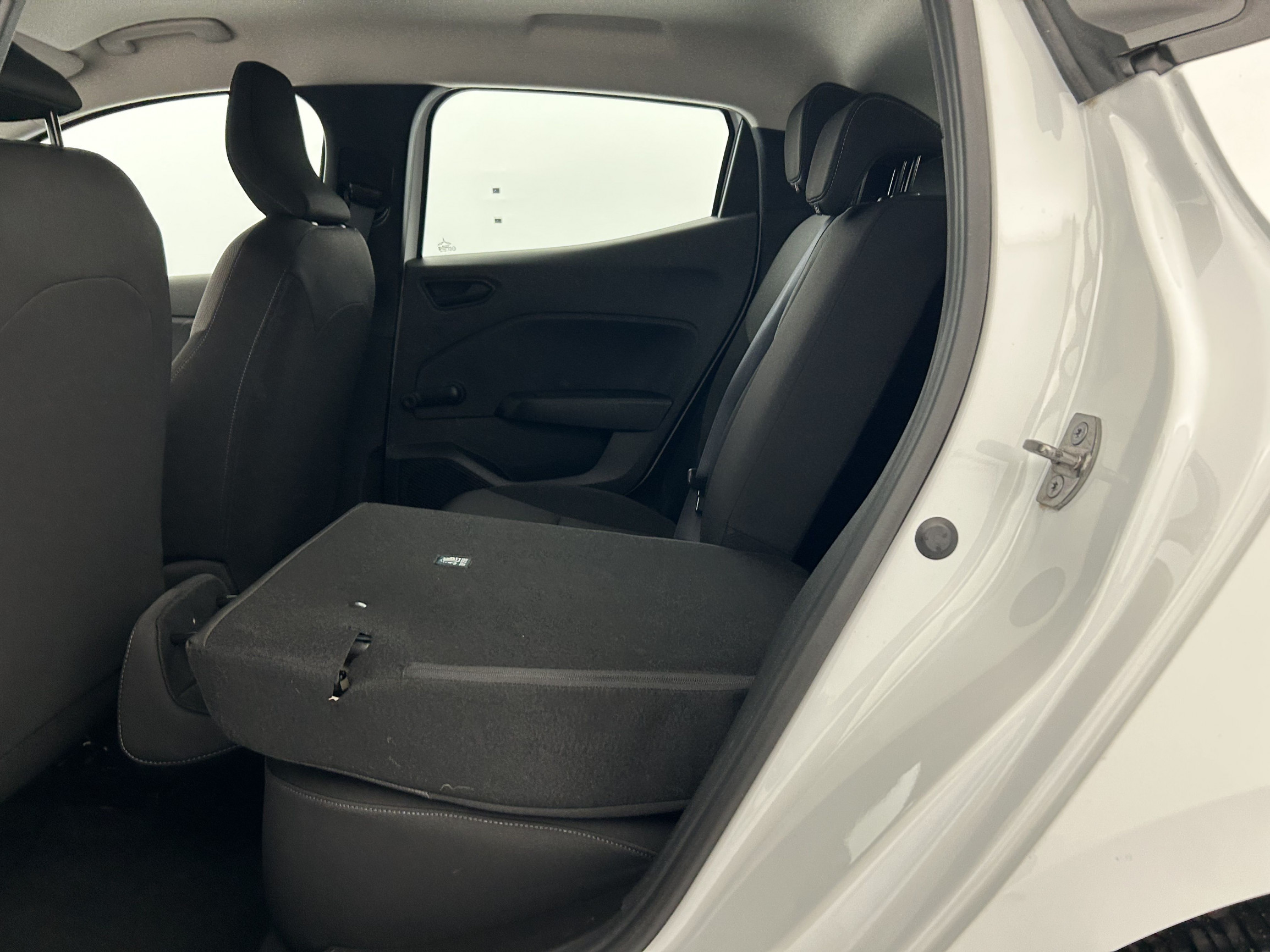 Vente en ligne Renault Clio 5 Clio SCe 65 au prix de 11 960 €