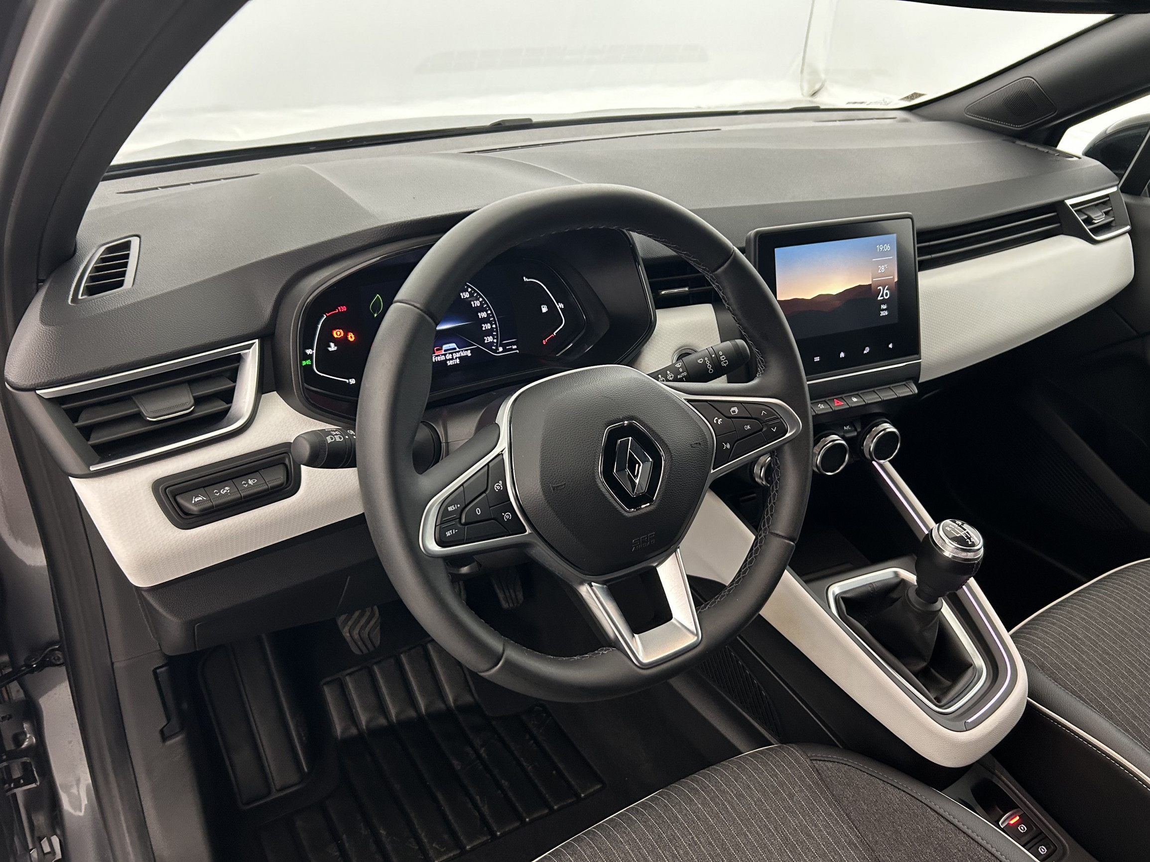 Vente en ligne Renault Clio 5 Clio TCe 90 au prix de 16 490 €