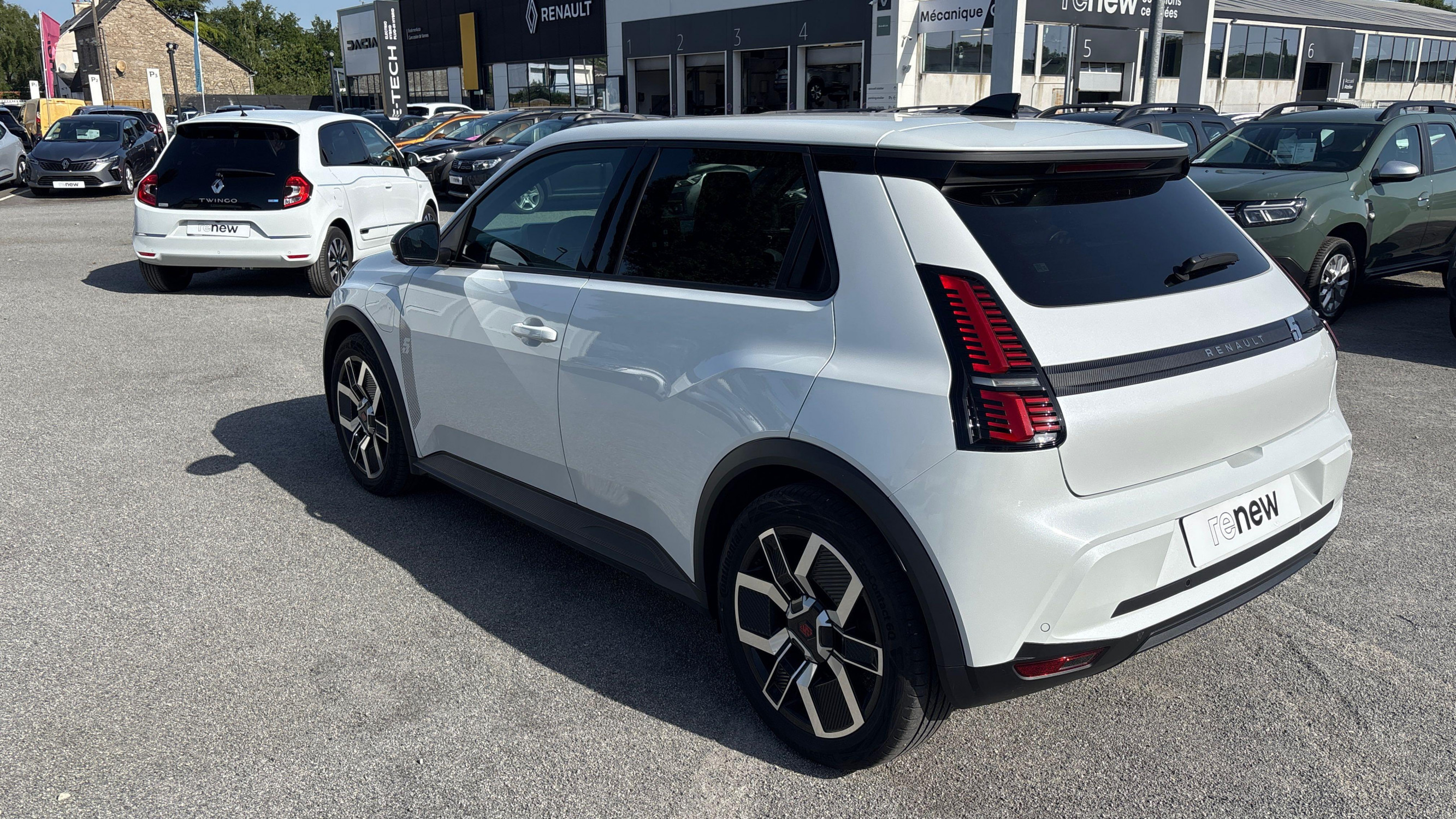 Vente en ligne Renault R5 E-Tech  150 ch autonomie confort au prix de 27 390 €