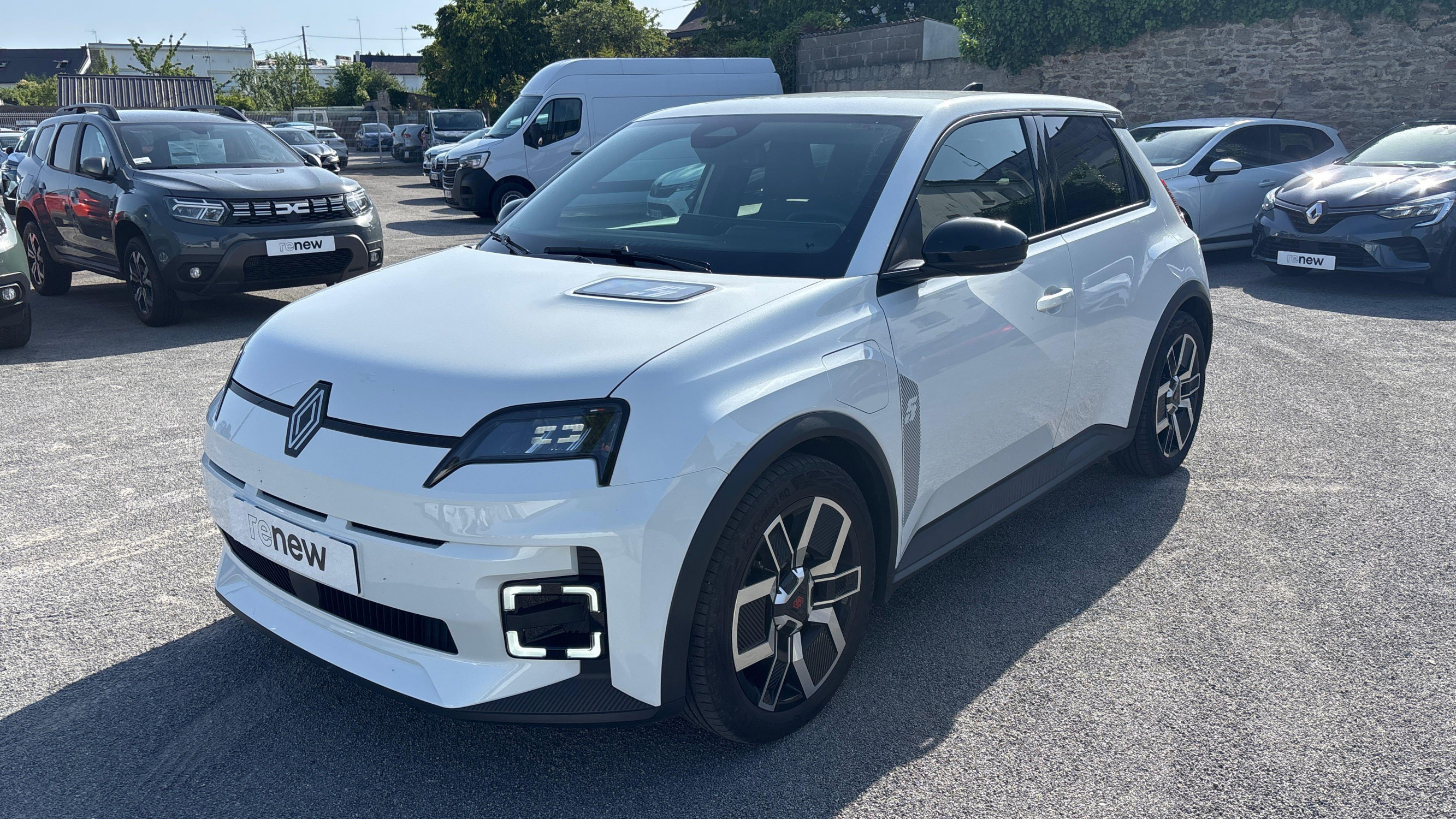 Renault R5 E-Tech  150 ch autonomie confort occasion de 2025 en vente à Vannes