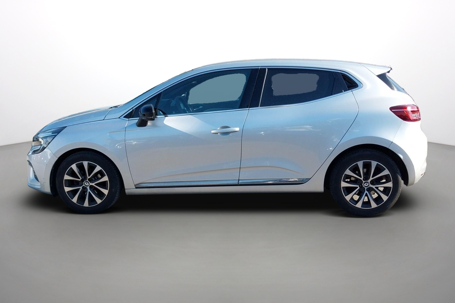 Vente en ligne Renault Clio 5 Clio TCe 90 au prix de 14 990 €