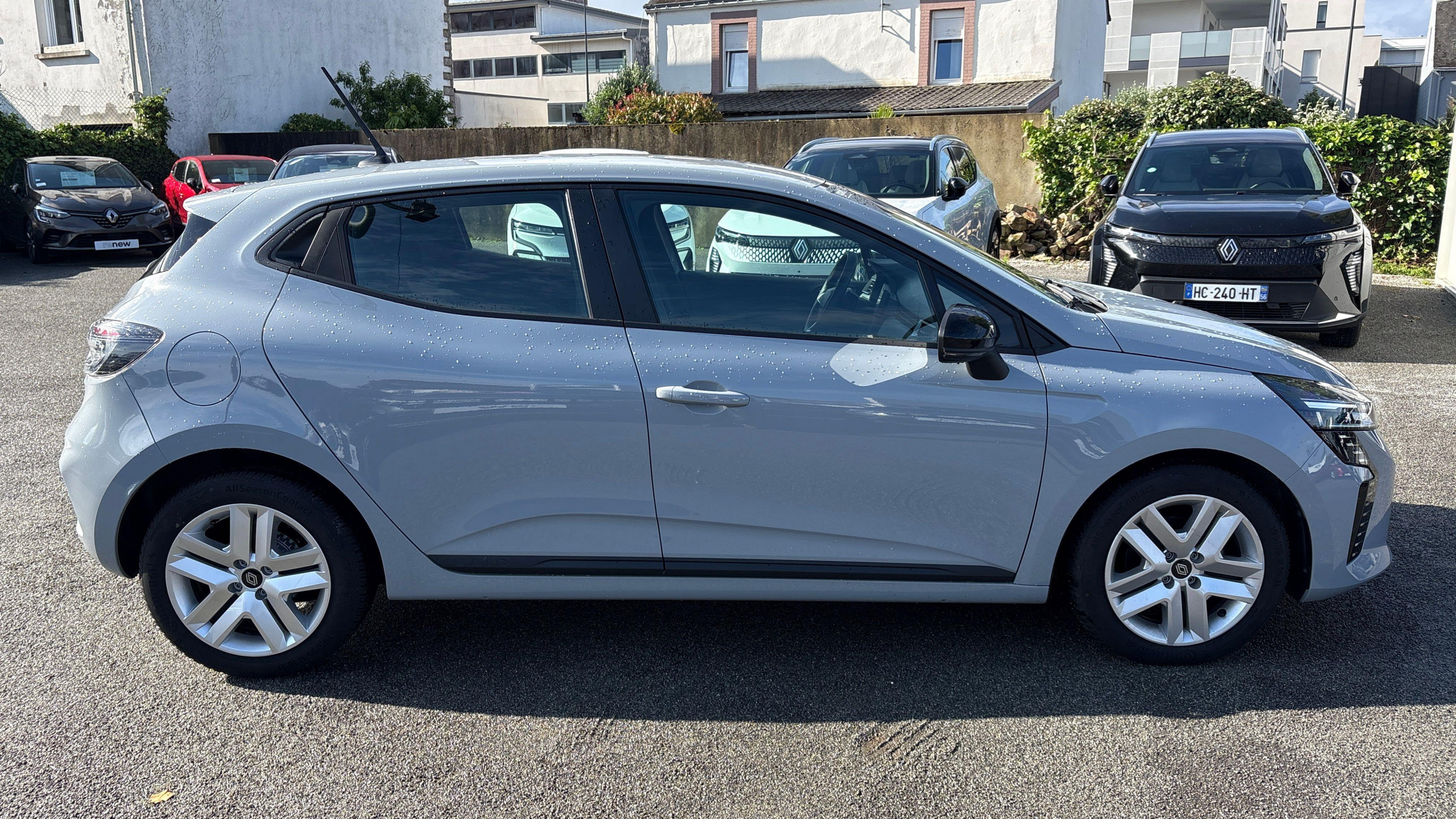 Vente en ligne Renault Clio 5 Clio Eco-G 100 ch GSR2 au prix de 16 370 €