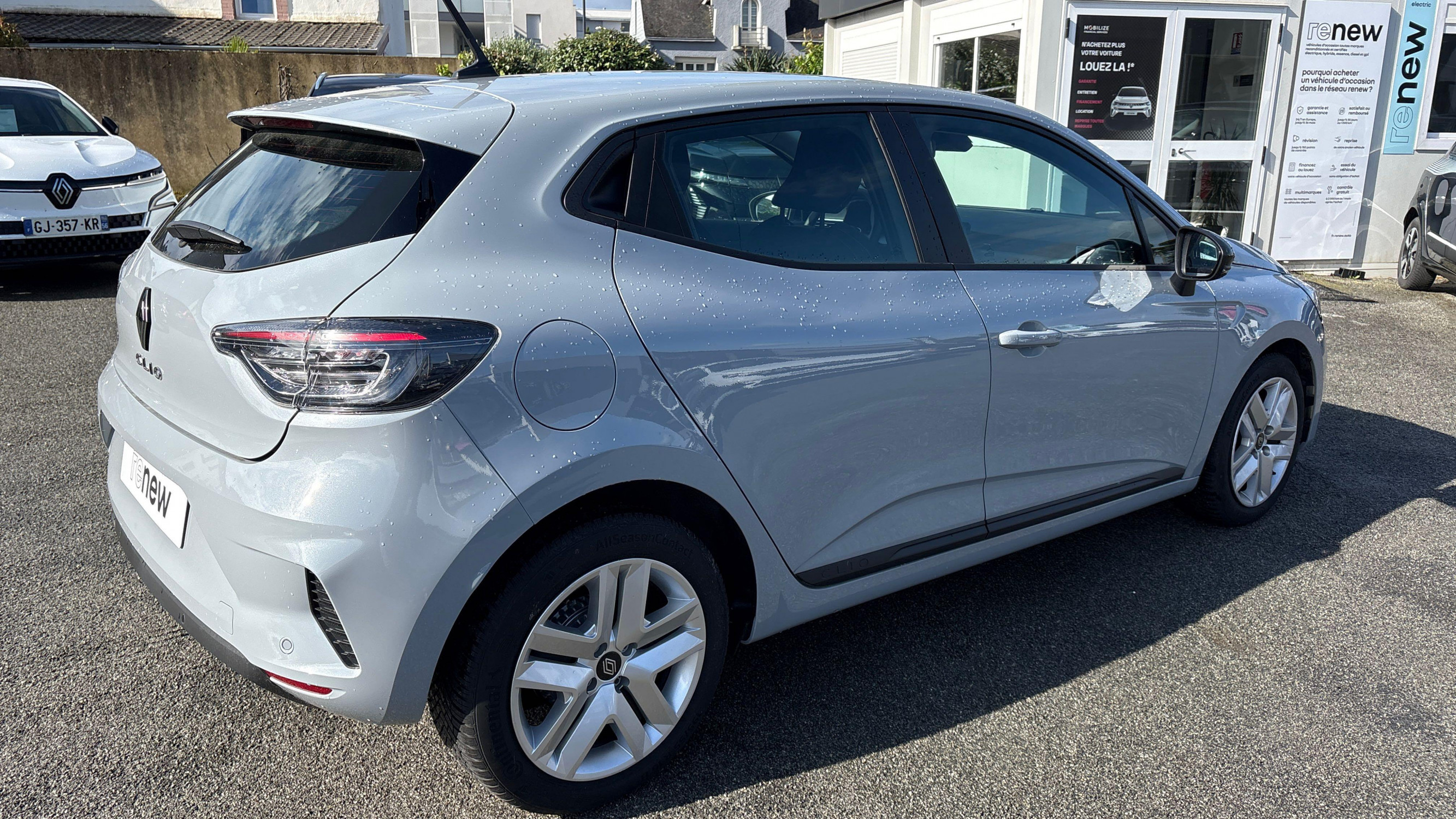 Vente en ligne Renault Clio 5 Clio Eco-G 100 ch GSR2 au prix de 16 370 €