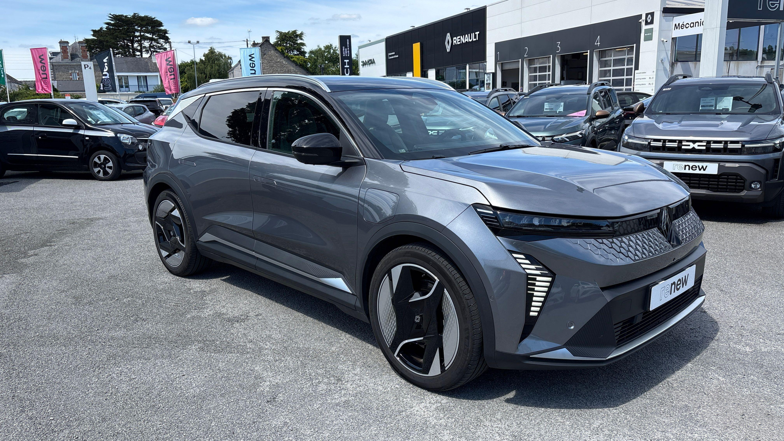 Vente en ligne Renault Scenic E-Tech  220 ch grande autonomie au prix de 42 990 €