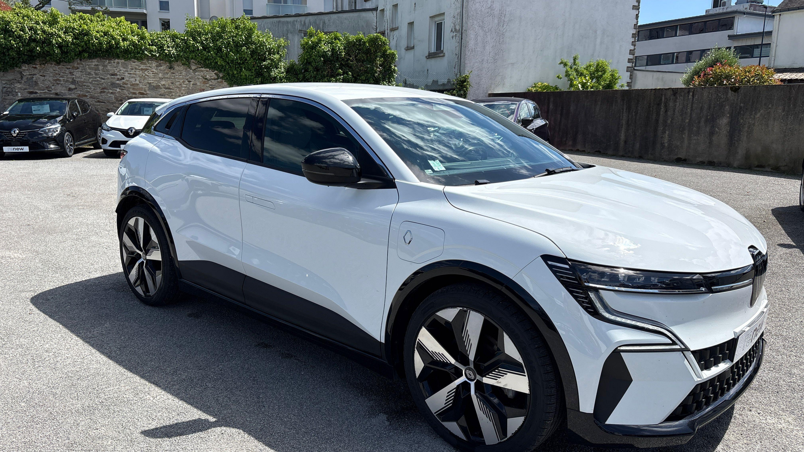 Vente en ligne Renault Megane E-Tech  EV60 220 ch optimum charge au prix de 24 990 €