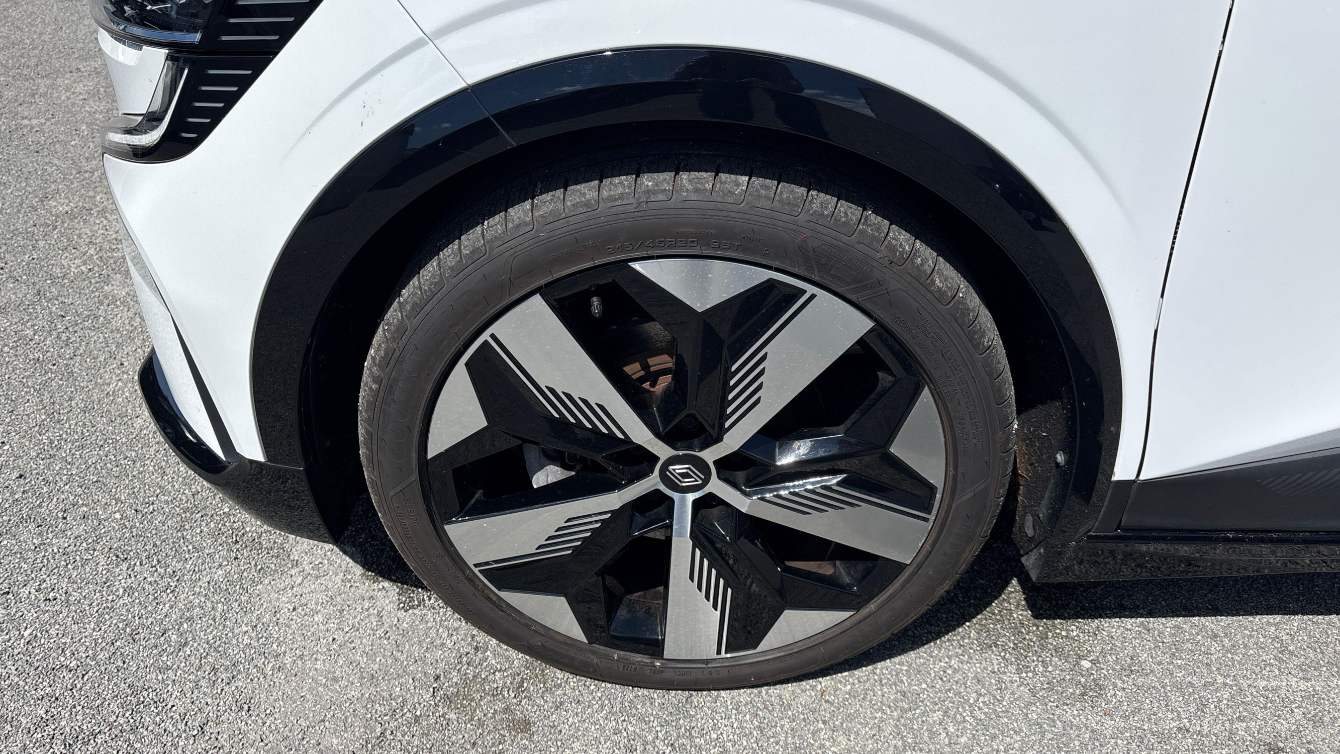 Vente en ligne Renault Megane E-Tech  EV60 220 ch optimum charge au prix de 24 990 €