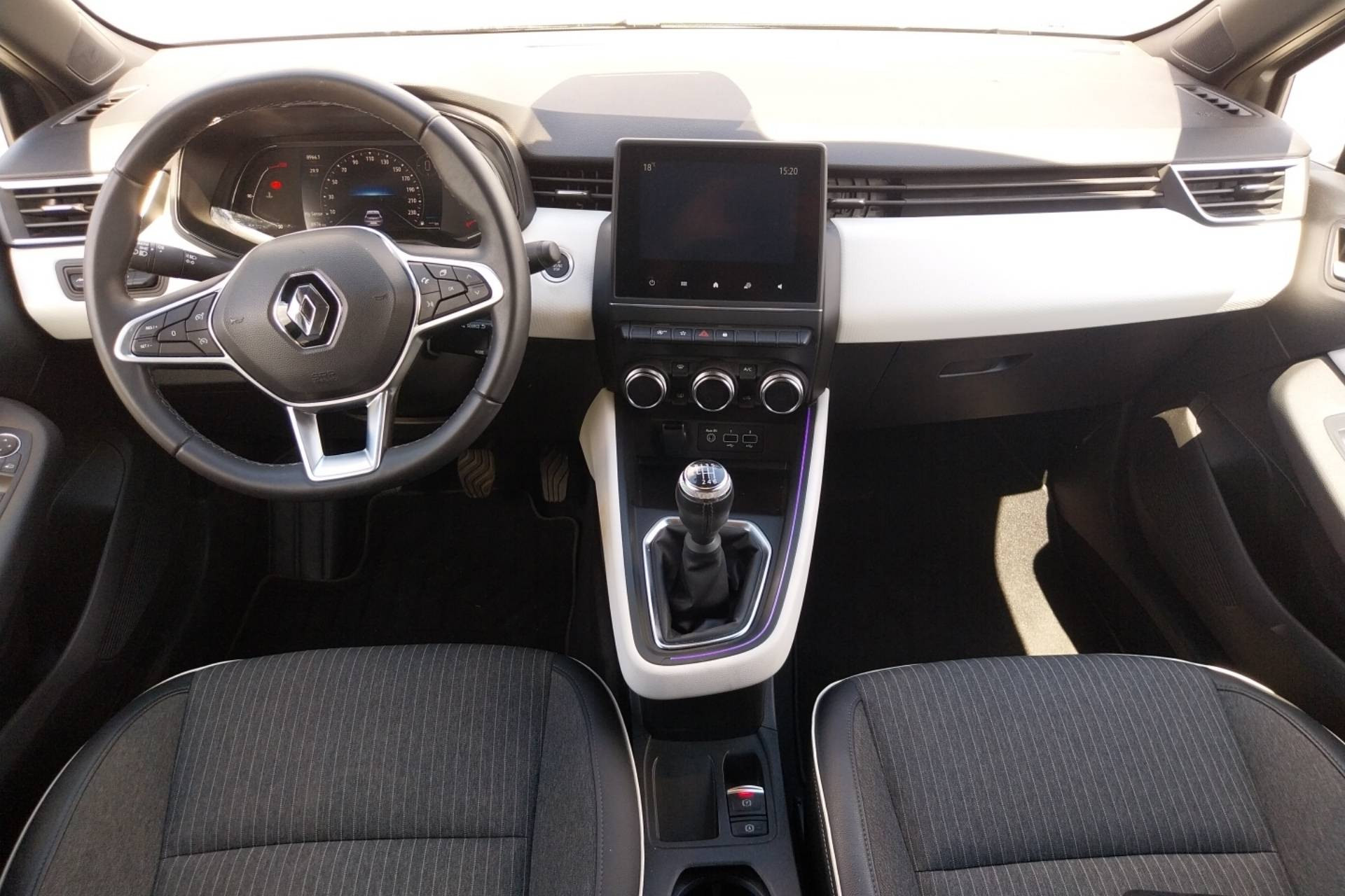 Vente en ligne Renault Clio 5 Clio TCe 90 au prix de 16 490 €