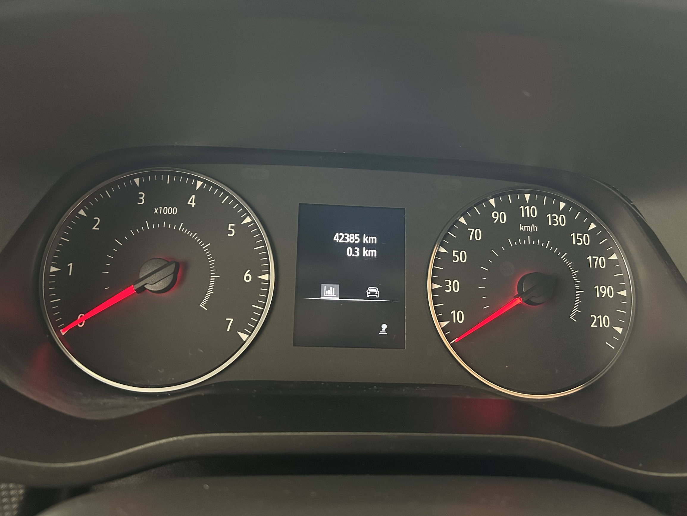 Vente en ligne Renault Trafic 3 Fourgon TRAFIC FGN L2H1 3000 KG BLUE DCI 130 au prix de 23 490 €