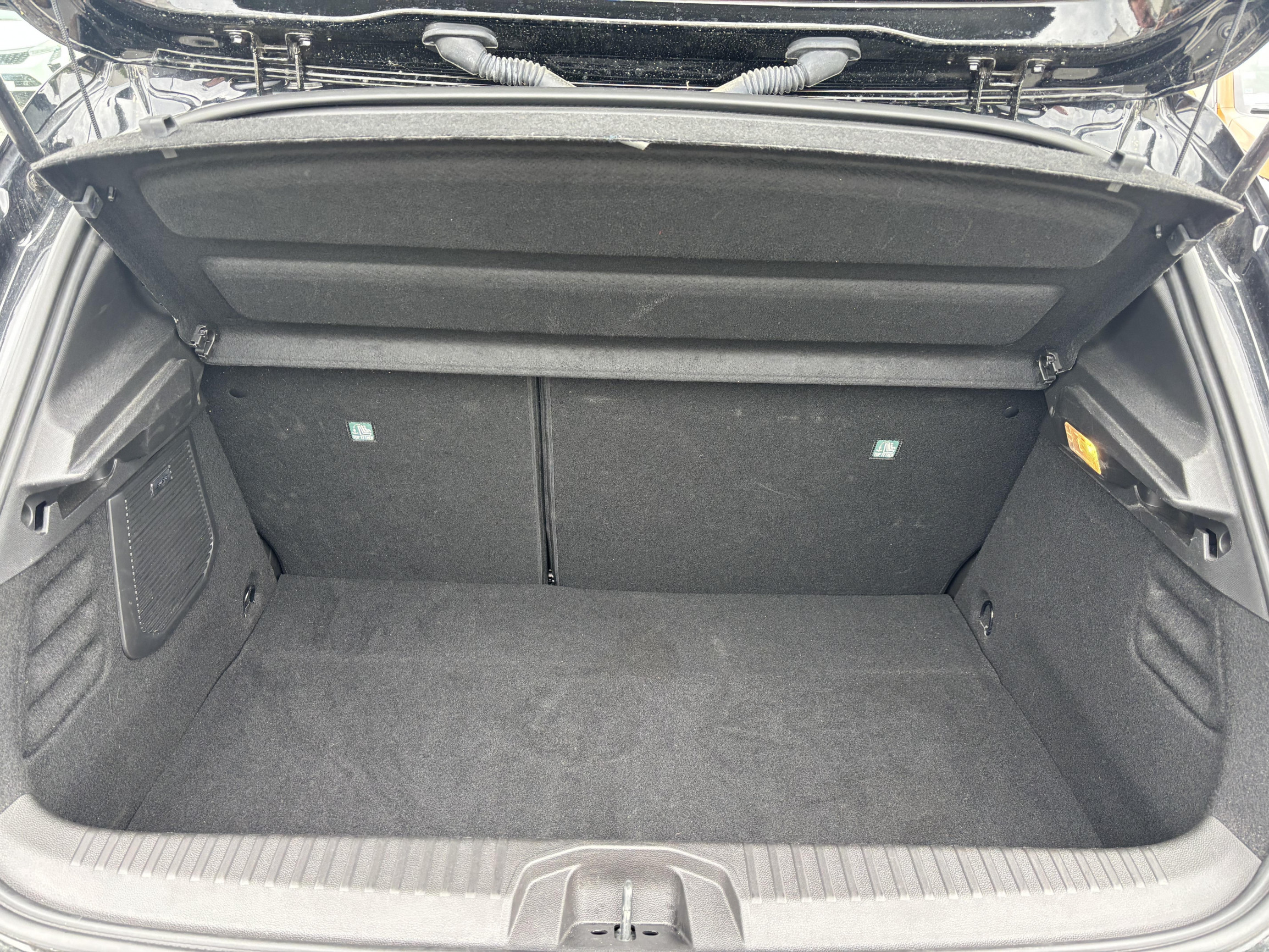 Vente en ligne Renault Clio 5 Clio E-Tech full hybrid 145 ch GSR2 au prix de 24 290 €
