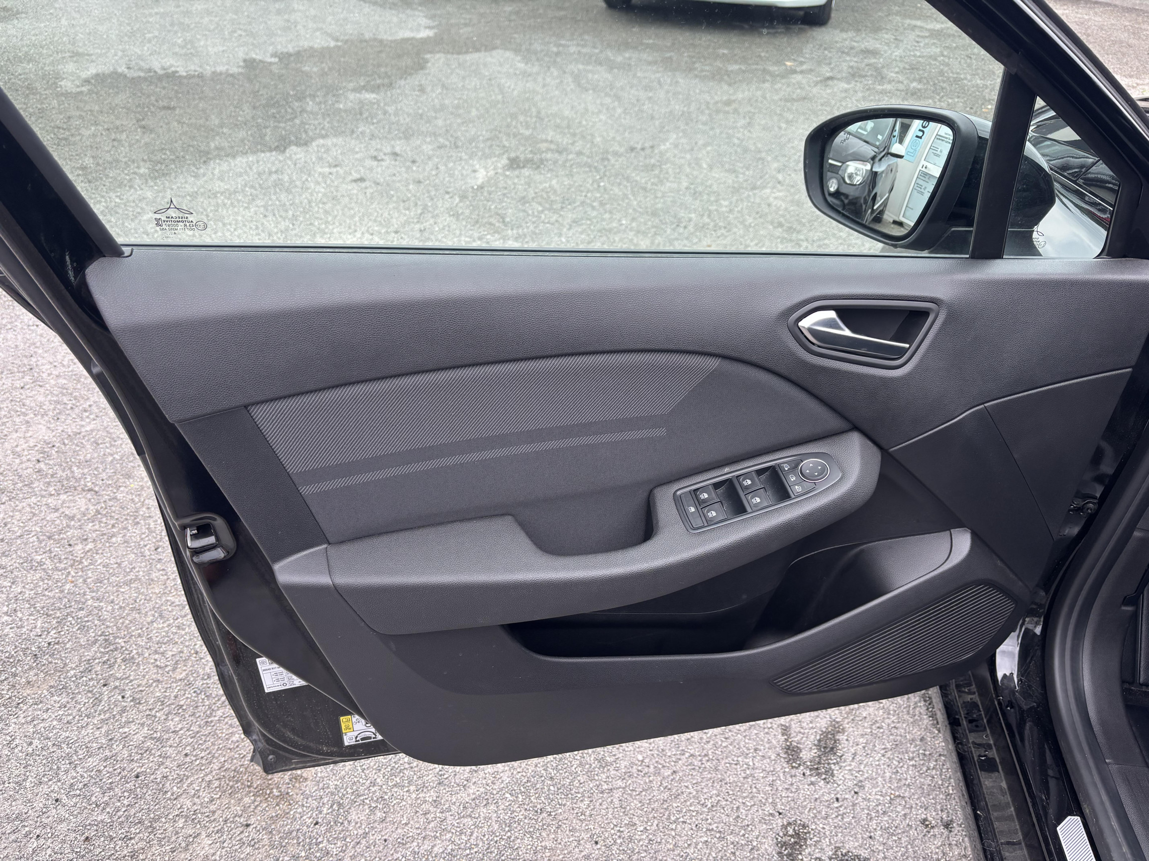 Vente en ligne Renault Clio 5 Clio E-Tech full hybrid 145 ch GSR2 au prix de 24 290 €