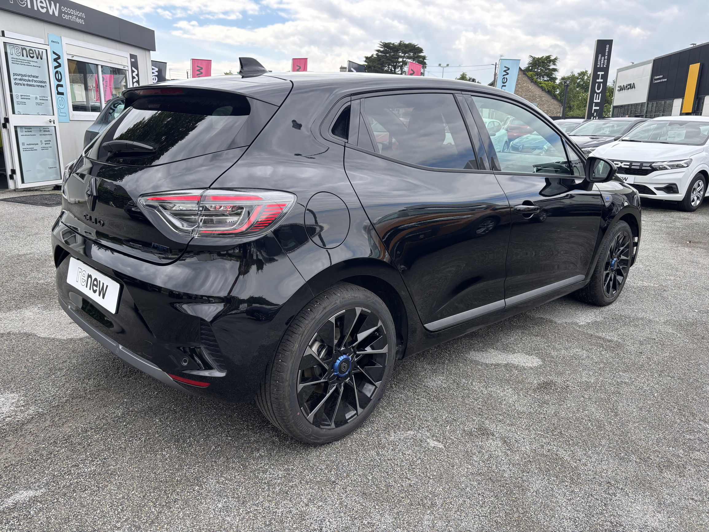 Vente en ligne Renault Clio 5 Clio E-Tech full hybrid 145 ch GSR2 au prix de 24 290 €