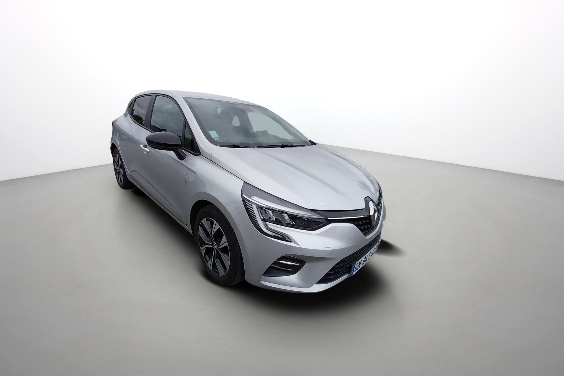 Vente en ligne Renault Clio 5 Clio TCe 90 au prix de 14 990 €