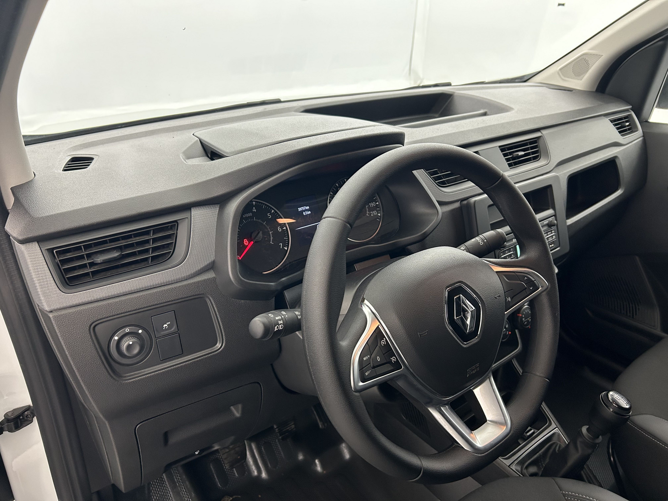 Vente en ligne Renault Express Van  BLUE DCI 95 - 22 au prix de 16 270 €