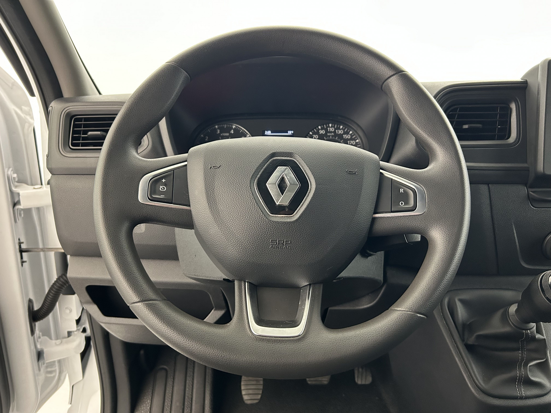 Vente en ligne Renault Master Fourgon MASTER FGN TRAC F3500 L3H3 BLUE DCI 135 au prix de 26 990 €