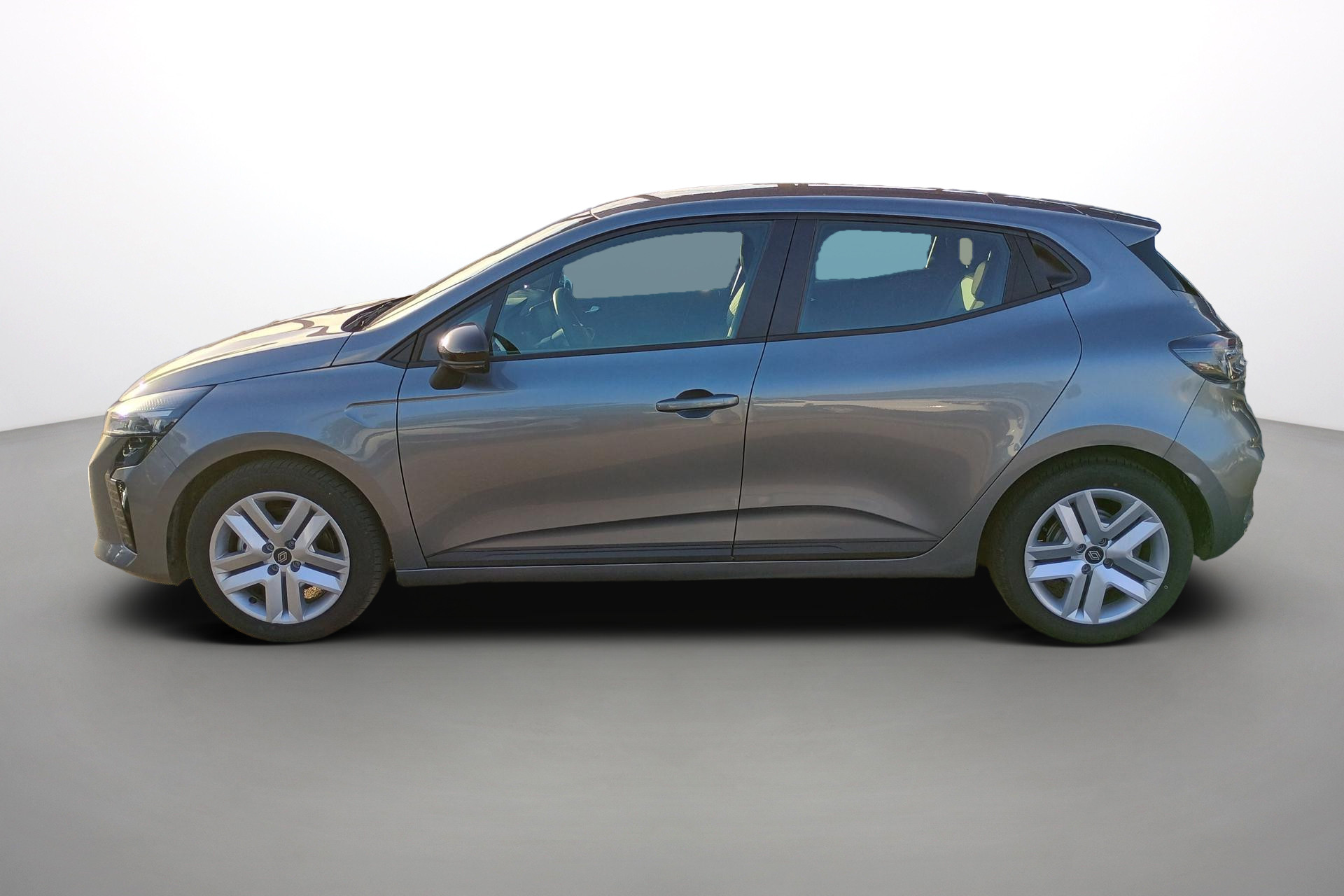 Vente en ligne Renault Clio 5 Clio E-Tech full hybrid 145 ch GSR2 au prix de 19 990 €