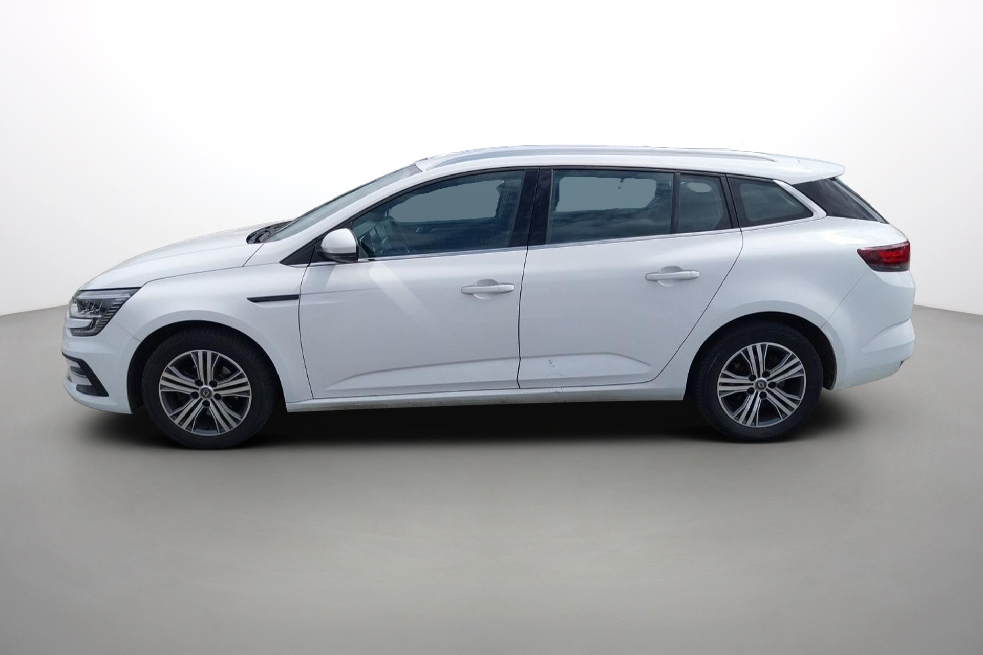 Vente en ligne Renault Megane 4 Estate  Blue dCi 115 au prix de 14 990 €