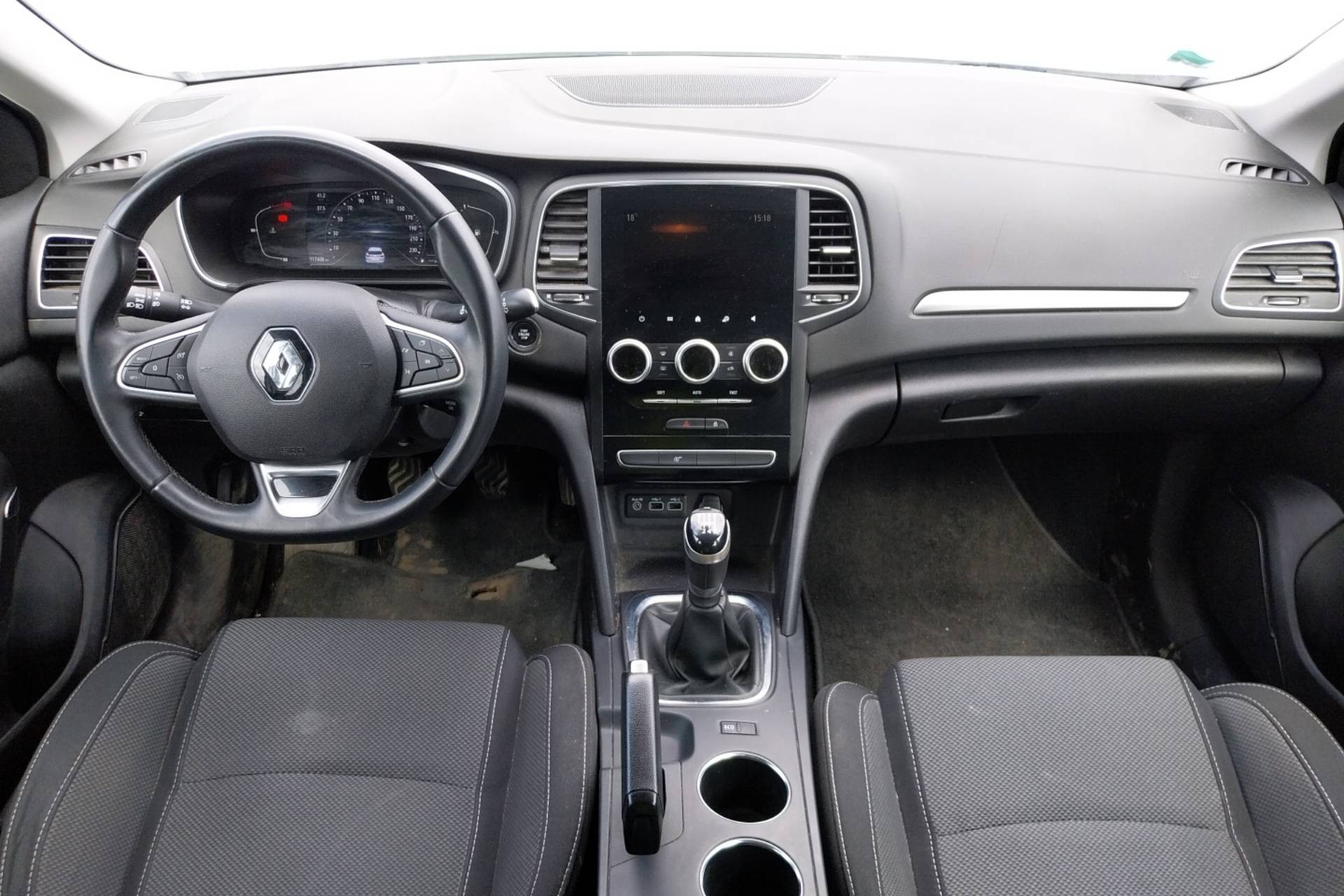 Vente en ligne Renault Megane 4 Estate  Blue dCi 115 au prix de 14 990 €