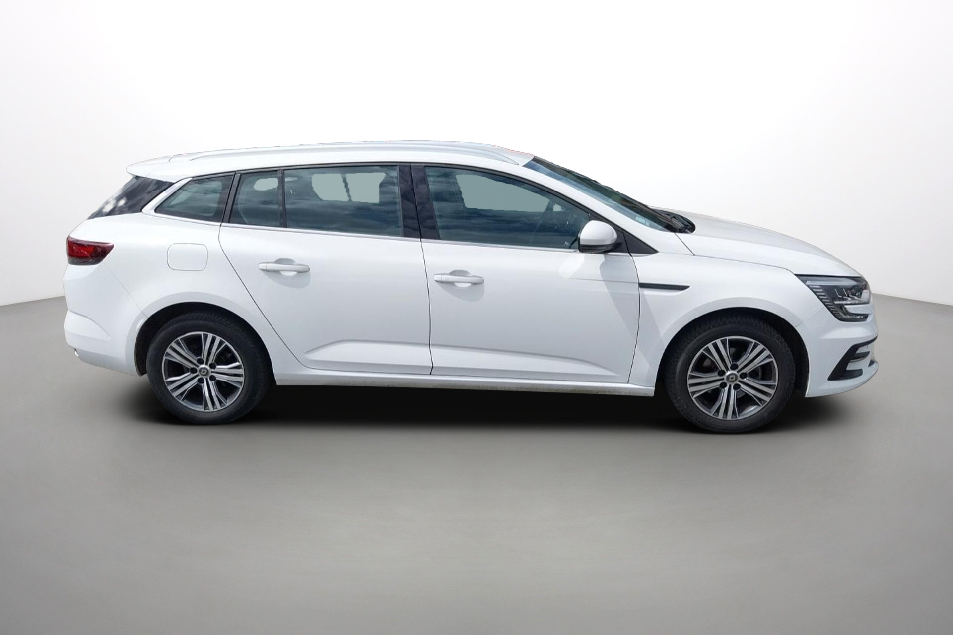 Vente en ligne Renault Megane 4 Estate  Blue dCi 115 au prix de 14 990 €