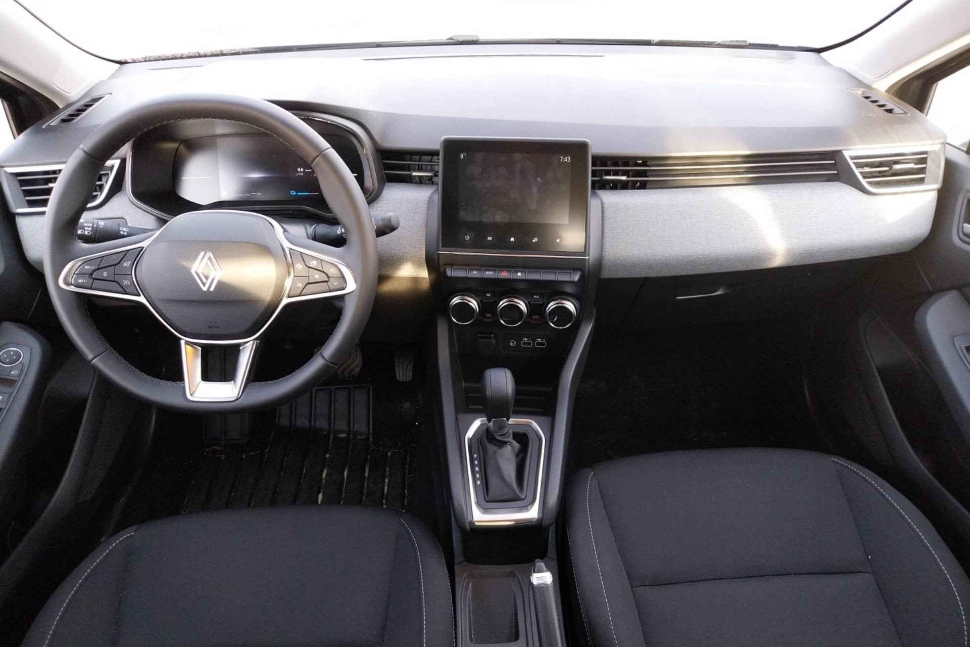Vente en ligne Renault Clio 5 Clio E-Tech full hybrid 145 ch GSR2 au prix de 19 170 €