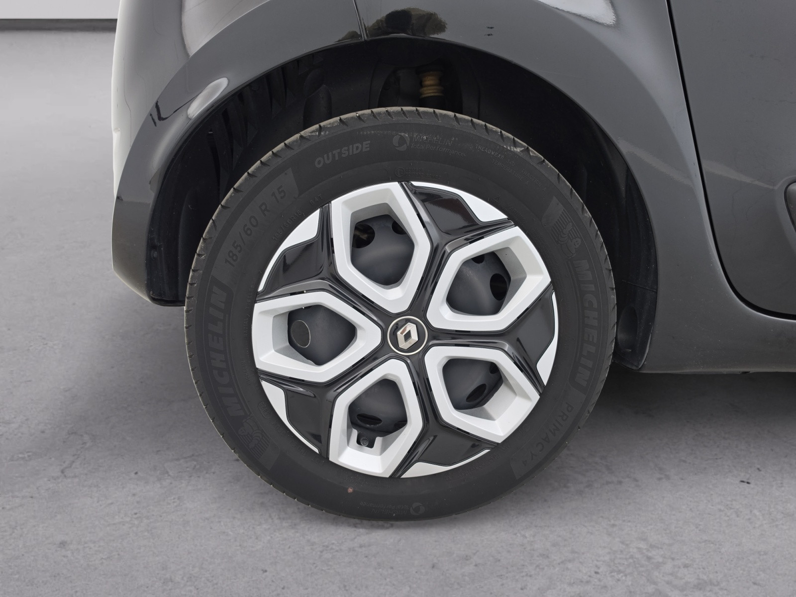 Vente en ligne Renault Twingo 3  SCe 65 au prix de 12 490 €
