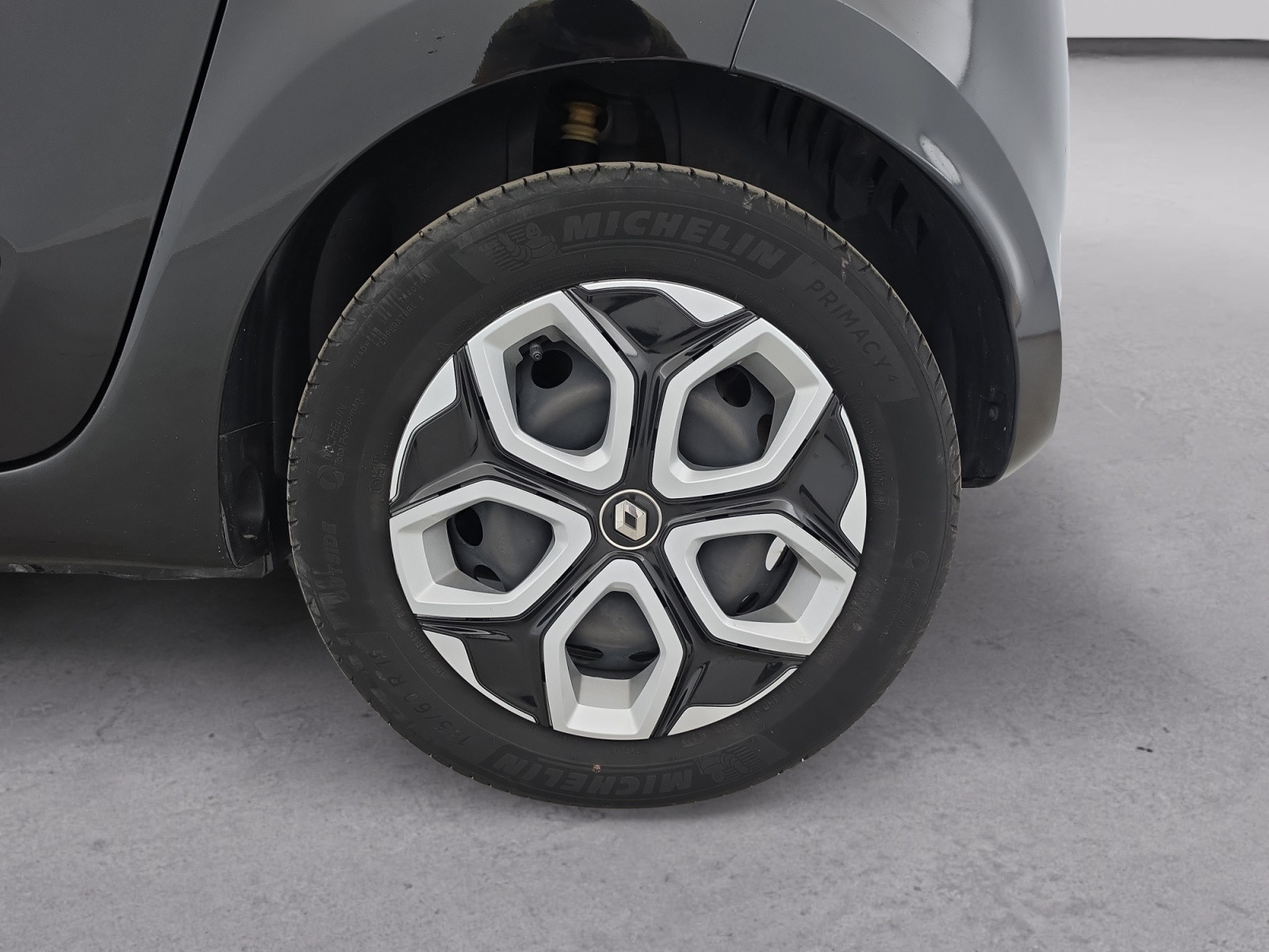 Vente en ligne Renault Twingo 3  SCe 65 au prix de 12 490 €