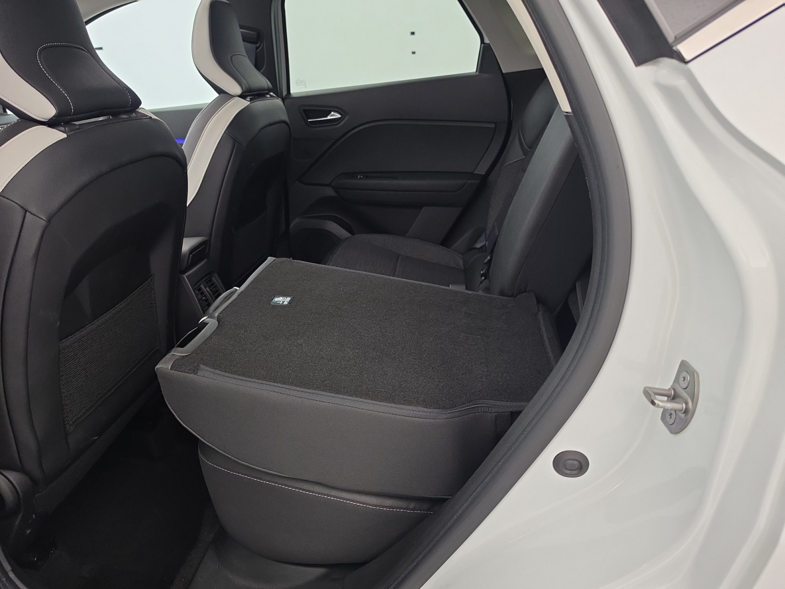Vente en ligne Renault Captur  E-Tech full hybrid 145 au prix de 20 490 €