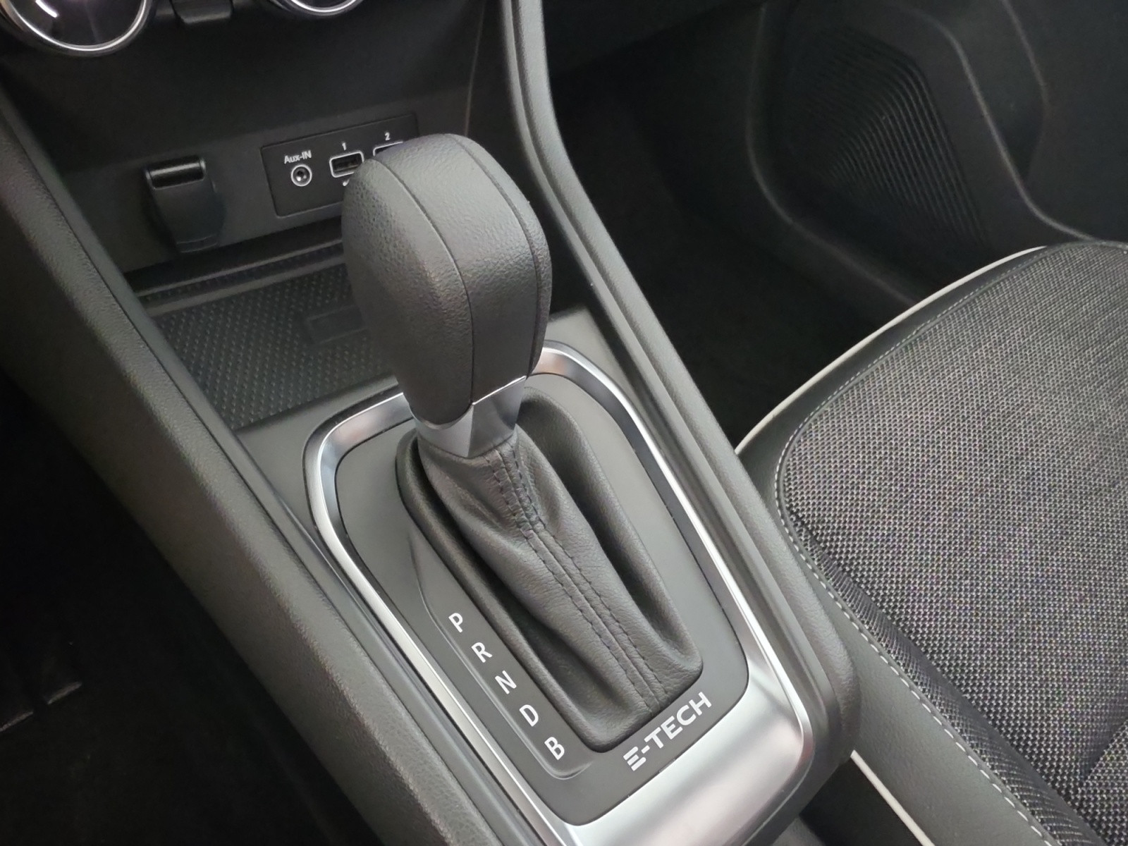 Vente en ligne Renault Captur  E-Tech full hybrid 145 au prix de 20 490 €