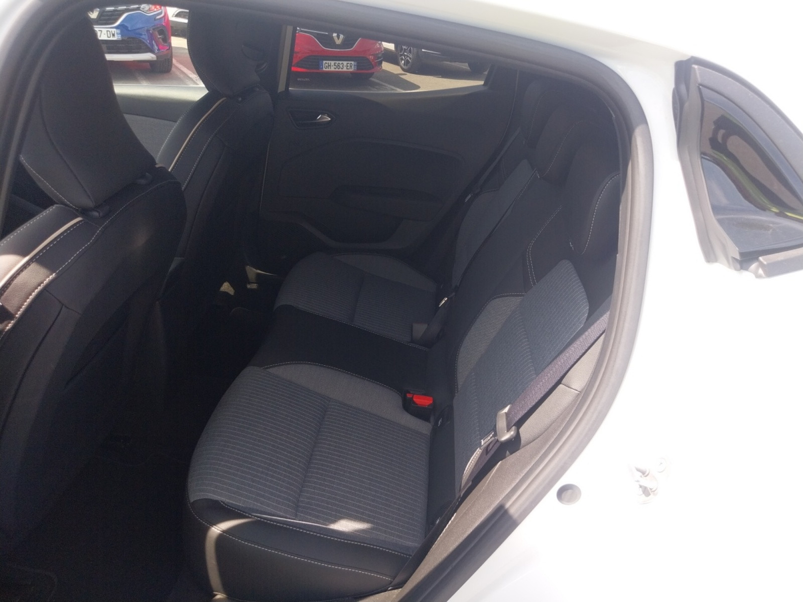Vente en ligne Renault Clio 5 Clio E-Tech full hybrid 145 ch GSR2 au prix de 19 990 €
