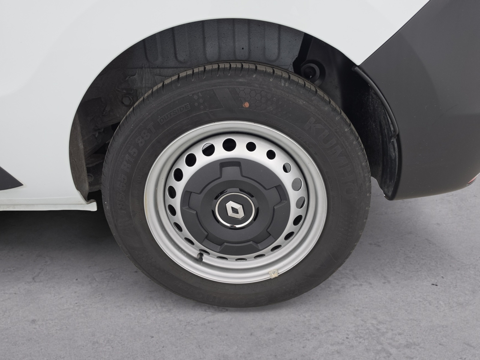 Vente en ligne Renault Express Van  BLUE DCI 95 - 22 au prix de 16 990 €