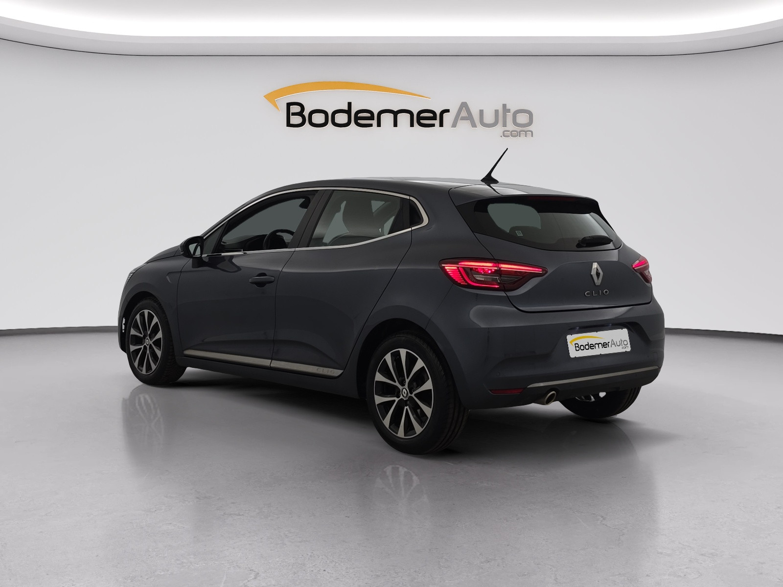 Vente en ligne Renault Clio 5 Clio TCe 100 GPL - 21N au prix de 15 590 €
