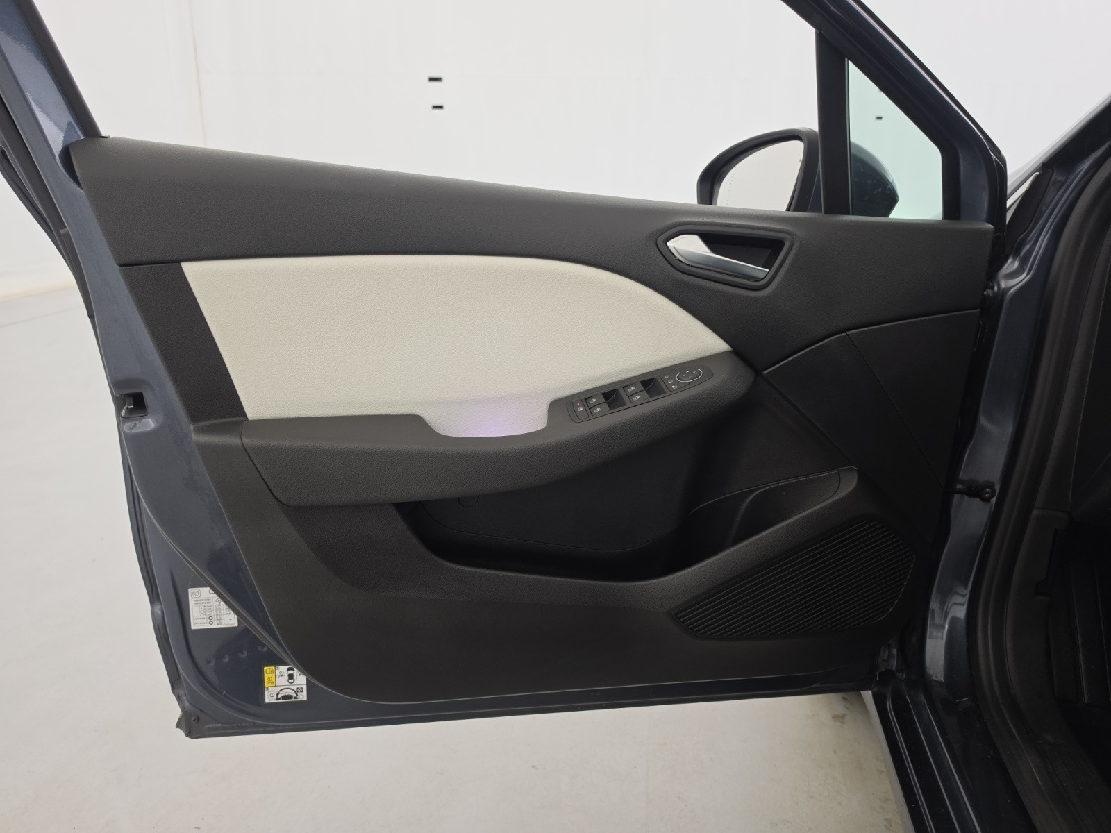 Vente en ligne Renault Clio 5 Clio TCe 100 GPL - 21N au prix de 15 590 €