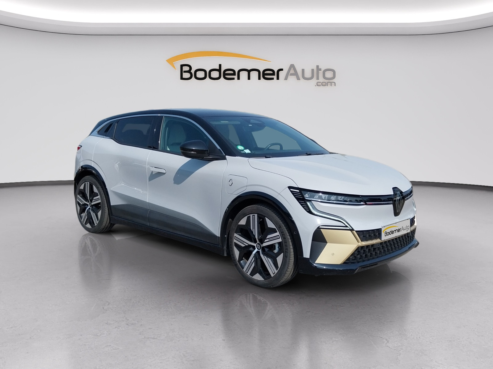Vente en ligne Renault Megane E-Tech  EV60 220 ch super charge au prix de 24 490 €