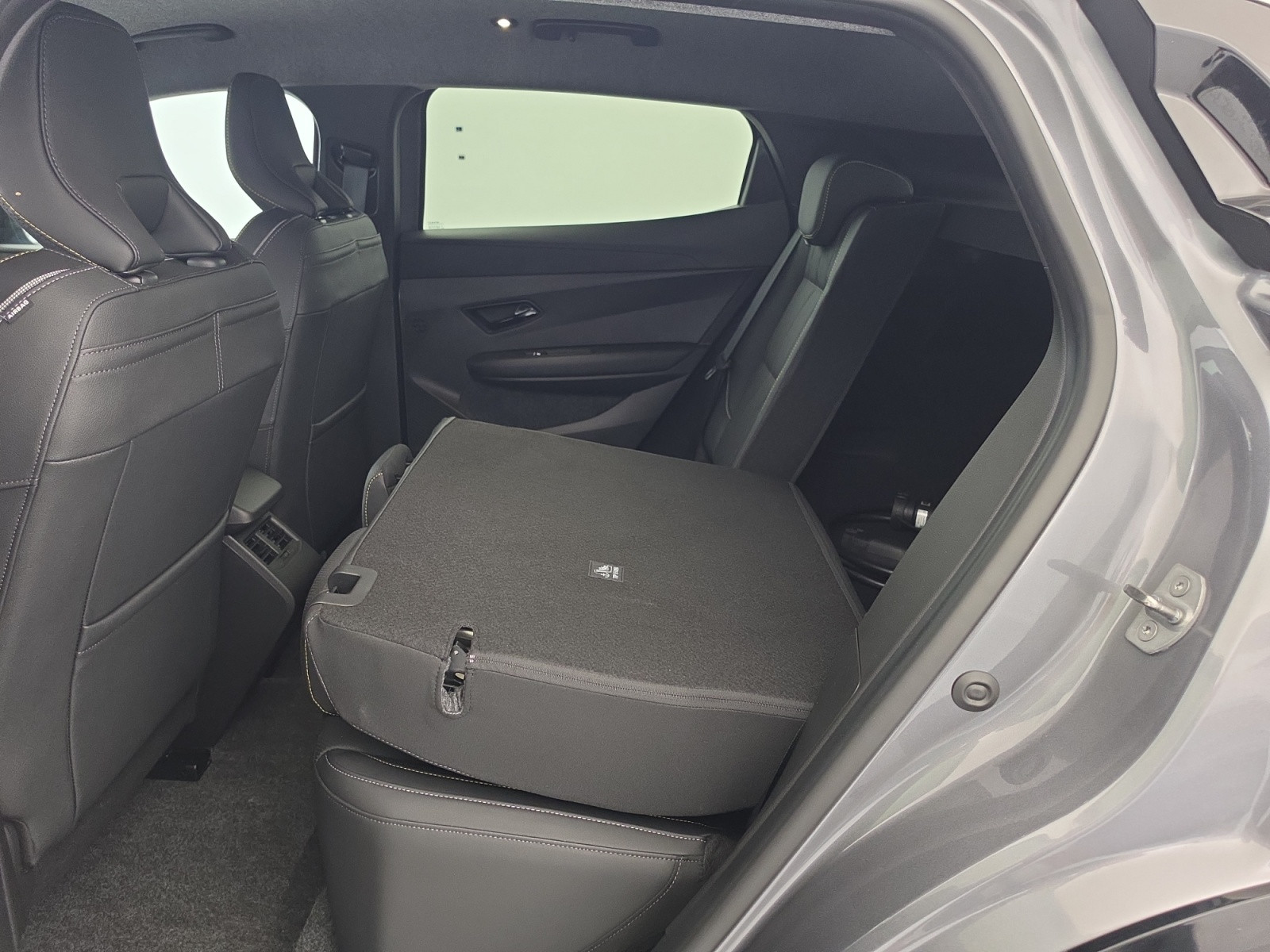 Vente en ligne Renault Megane E-Tech  220 ch autonomie confort GSR2 au prix de 35 490 €