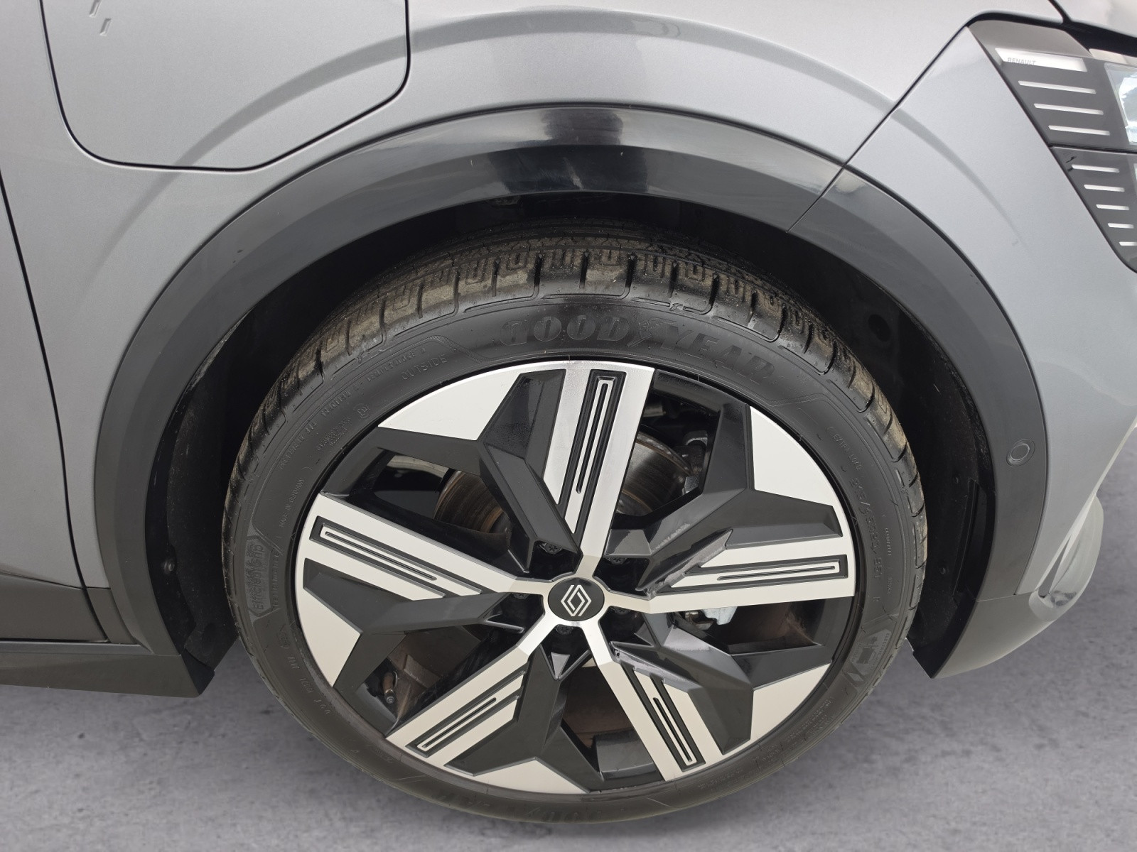 Vente en ligne Renault Megane E-Tech  220 ch autonomie confort GSR2 au prix de 35 490 €