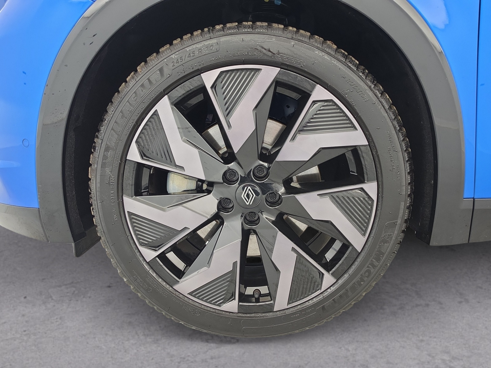 Vente en ligne Renault Rafale  E-Tech full hybrid 200 ch au prix de 42 690 €