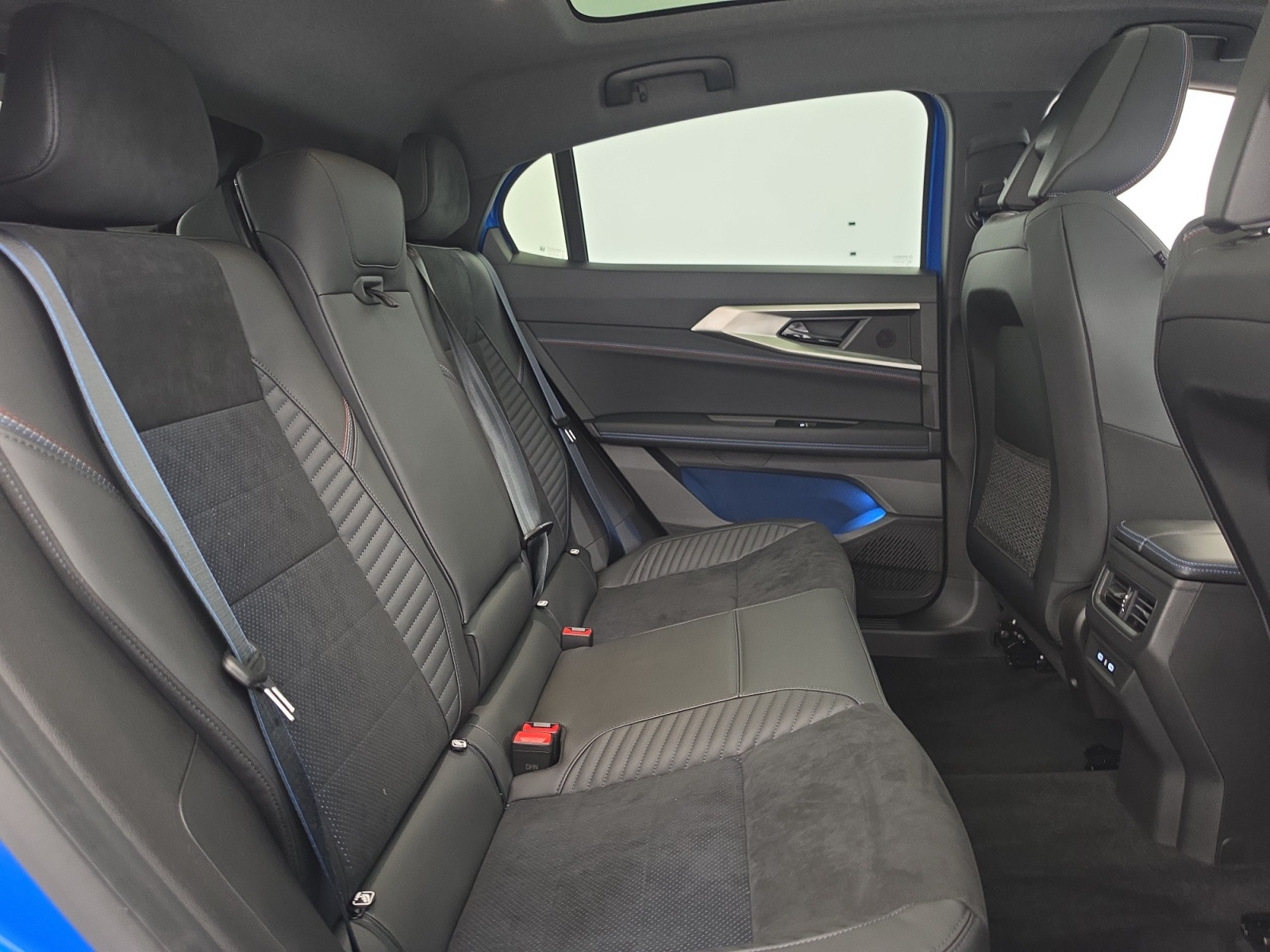 Vente en ligne Renault Rafale  E-Tech full hybrid 200 ch au prix de 42 690 €