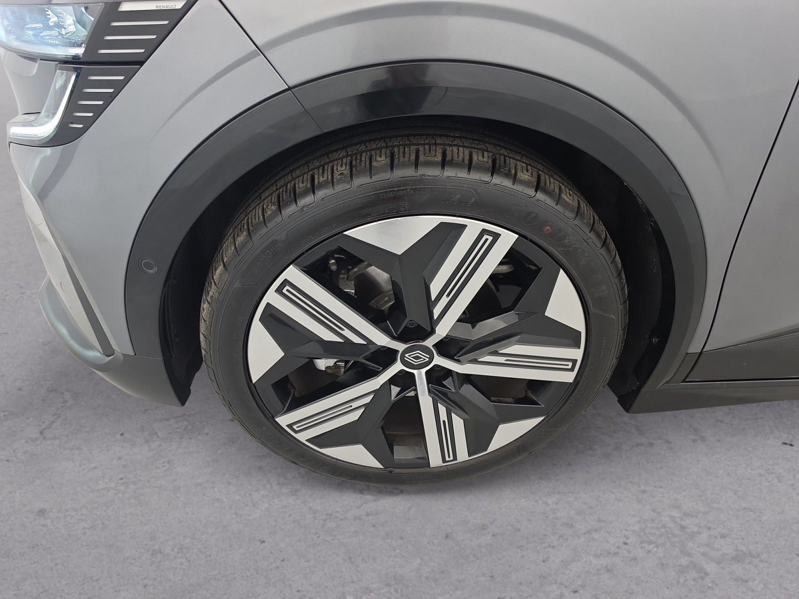 Vente en ligne Renault Megane E-Tech  220 ch autonomie confort GSR2 au prix de 35 490 €