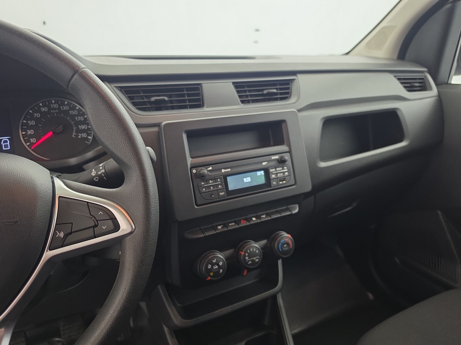 Vente en ligne Renault Express Van  BLUE DCI 95 - 22 au prix de 15 290 €