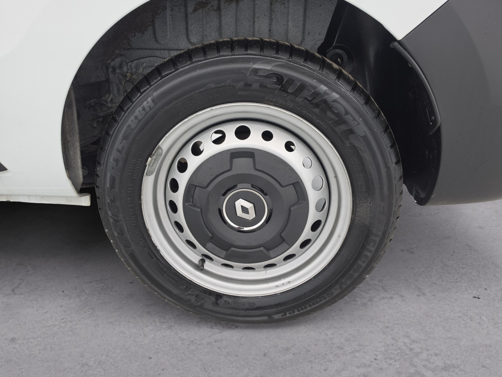 Vente en ligne Renault Express Van  BLUE DCI 95 - 22 au prix de 15 290 €