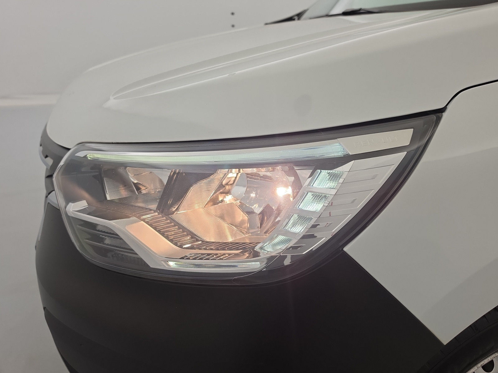 Vente en ligne Renault Express Van  BLUE DCI 95 - 22 au prix de 15 290 €