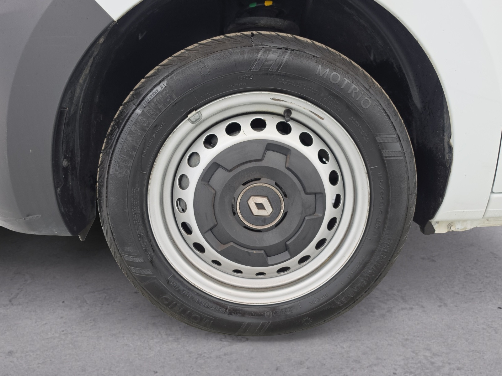 Vente en ligne Renault Express Van  BLUE DCI 95 - 22 au prix de 16 290 €