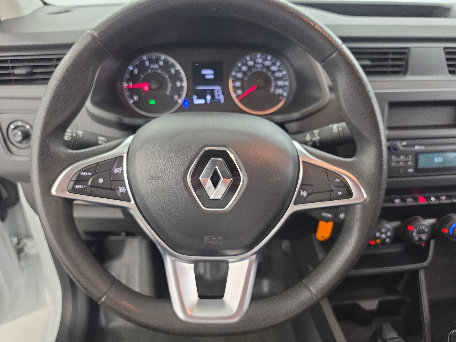 Vente en ligne Renault Express Van  BLUE DCI 95 - 22 au prix de 16 290 €