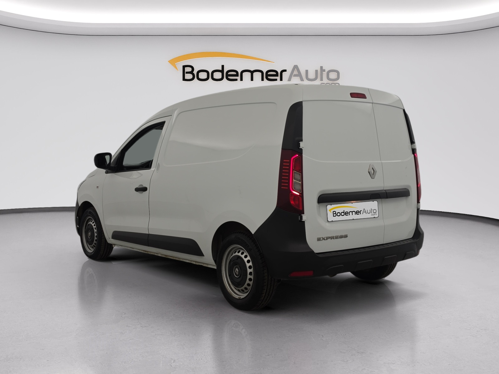 Vente en ligne Renault Express Van  BLUE DCI 95 - 22 au prix de 15 290 €