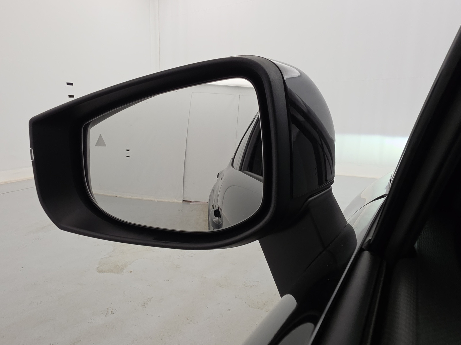 Vente en ligne Renault Clio 6 Clio E-Tech full hybrid 160 ch au prix de 26 490 €