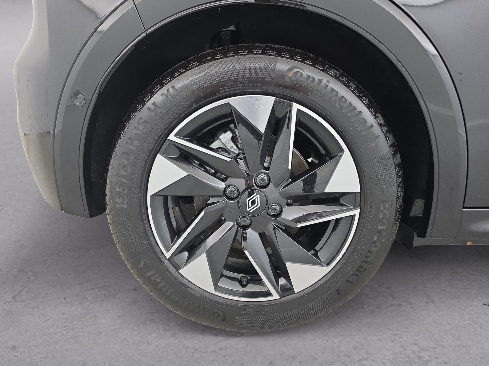 Vente en ligne Renault Clio 6 Clio E-Tech full hybrid 160 ch au prix de 26 490 €